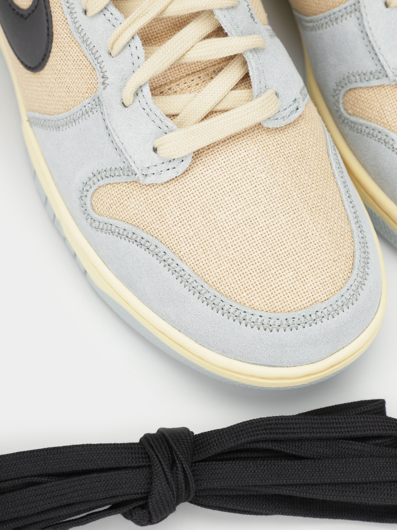 Кеды NIKE DUNK HI RETRO SE модель FJ4191-200 Фото