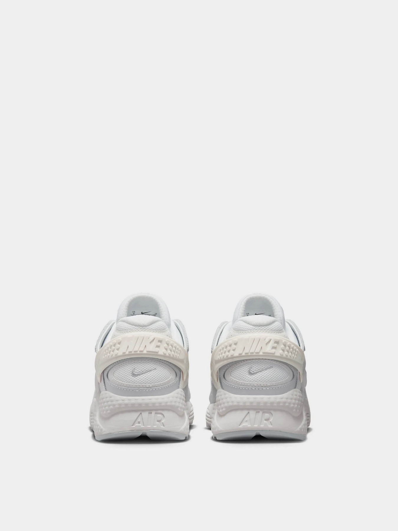 Кросівки NIKE AIR HUARACHE модель DZ3306-100 Кросівки NIKE AIR HUARACHE модель DZ3306-100 Фото