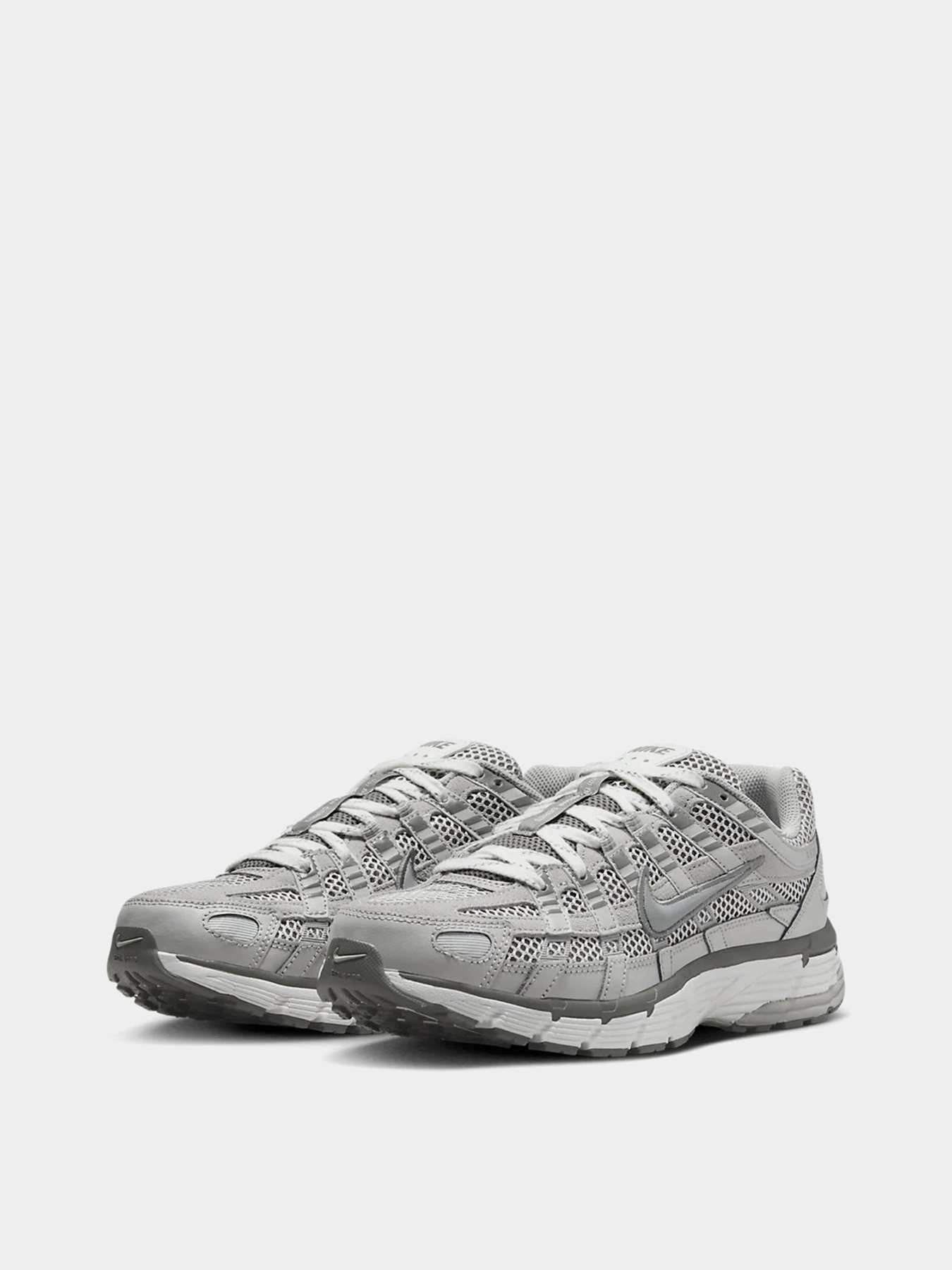 Кроссовки NIKE P-6000 модель FN6837-012 Фото