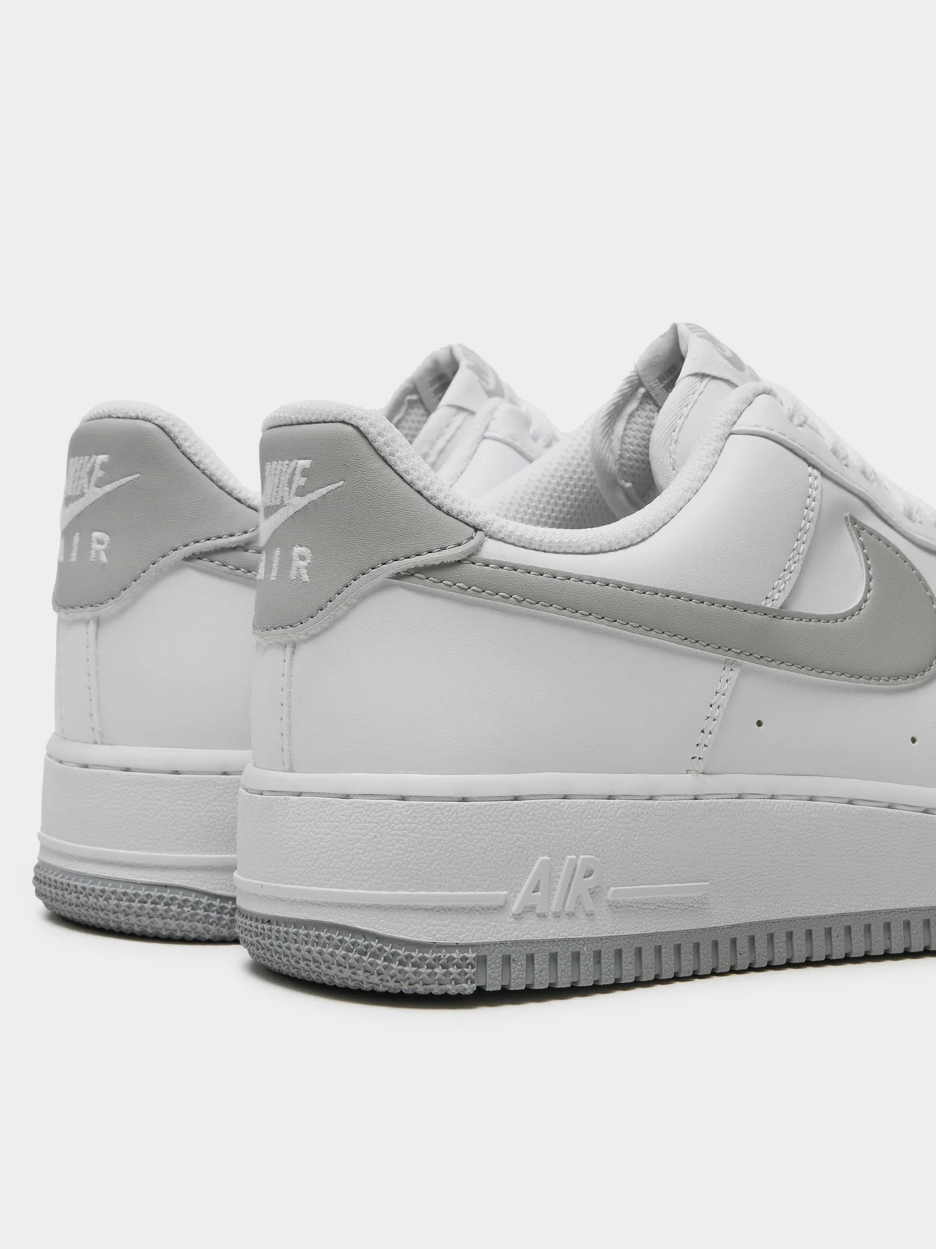 Кеди NIKE AIR FORCE 1 '07 модель FJ4146-100 Фото