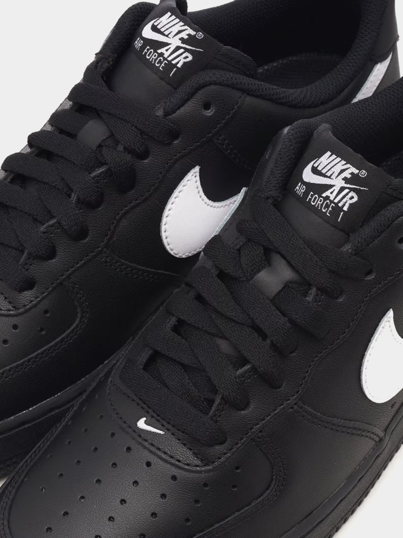 Кеды NIKE AIR FORCE 1 LOW '07 модель FZ0627-010 Фото