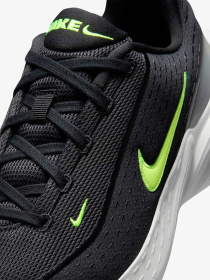 Кроссовки NIKE UPLIFT SC модель IB2765-009 Фото