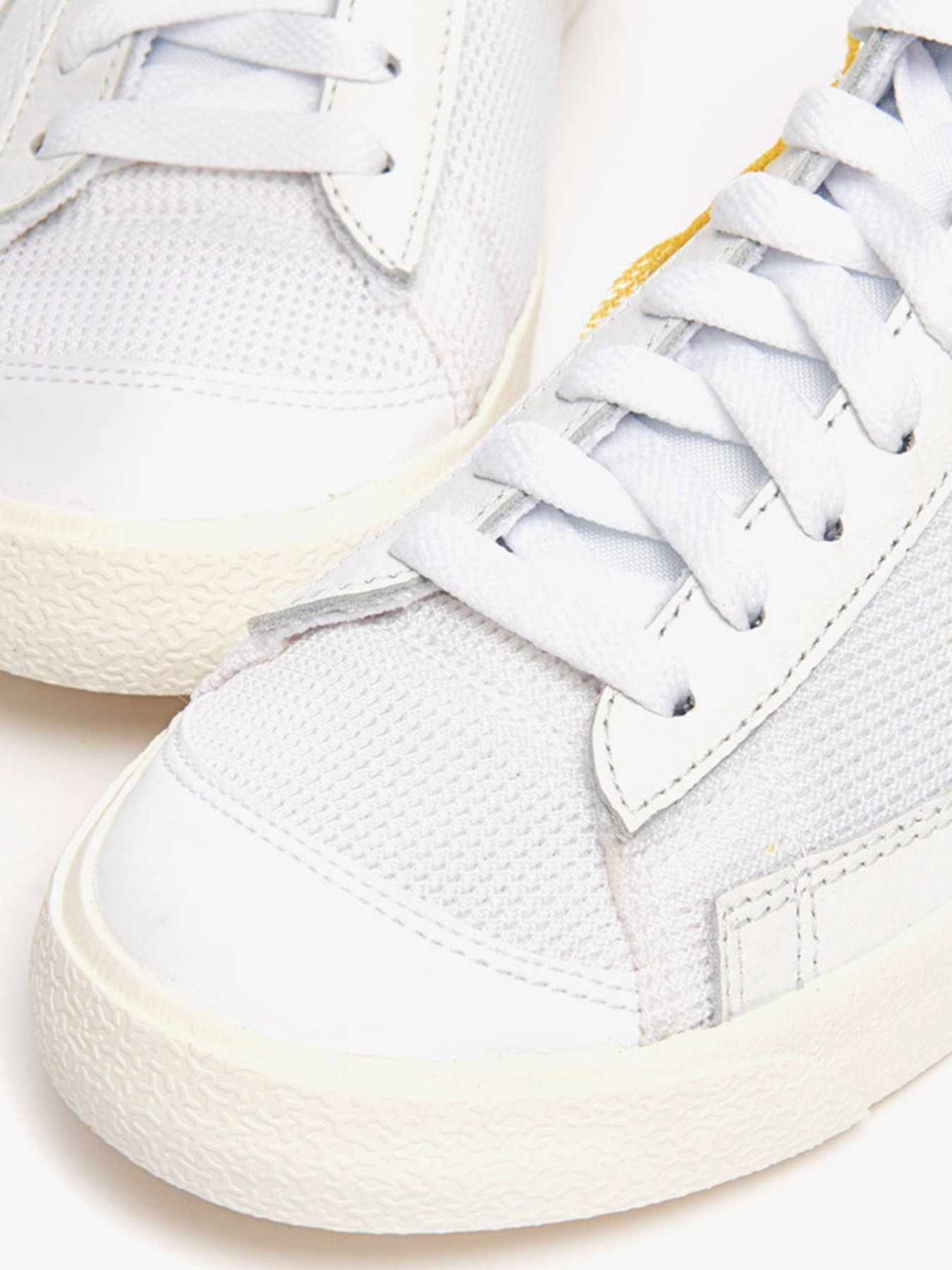 Кеди NIKE Blazer Mid Vintage '77 модель CZ8105-100 Фото