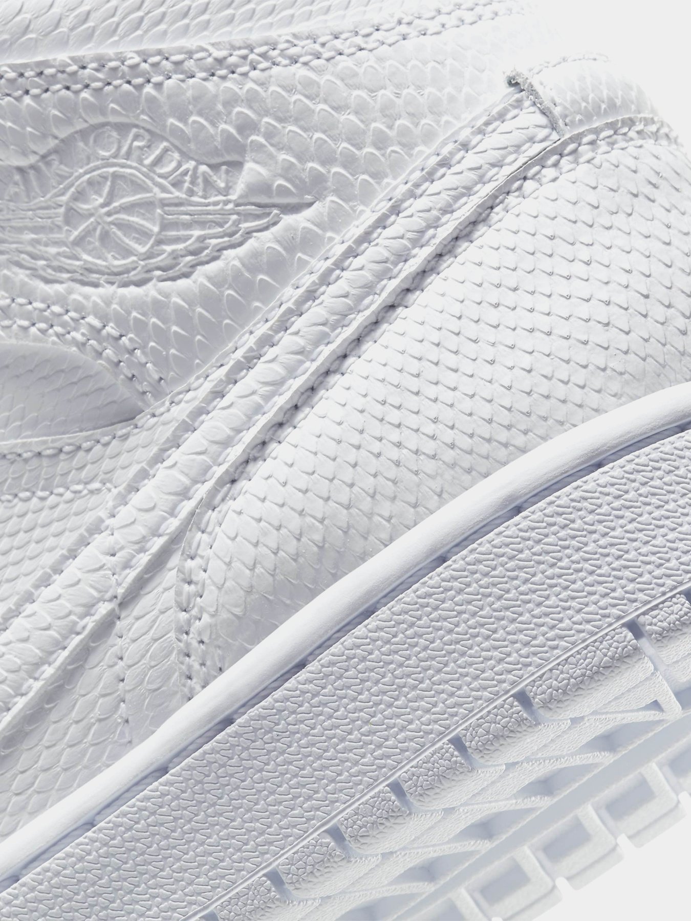 Кеди NIKE Air Jordan 1 Mid модель BQ6472-110 Фото