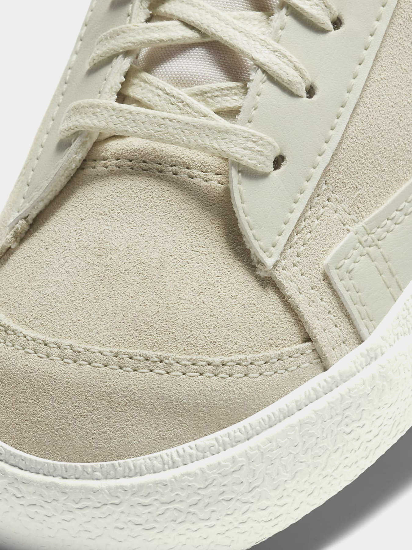 Кеди NIKE Blazer Mid '77 модель DH4271-001 Фото