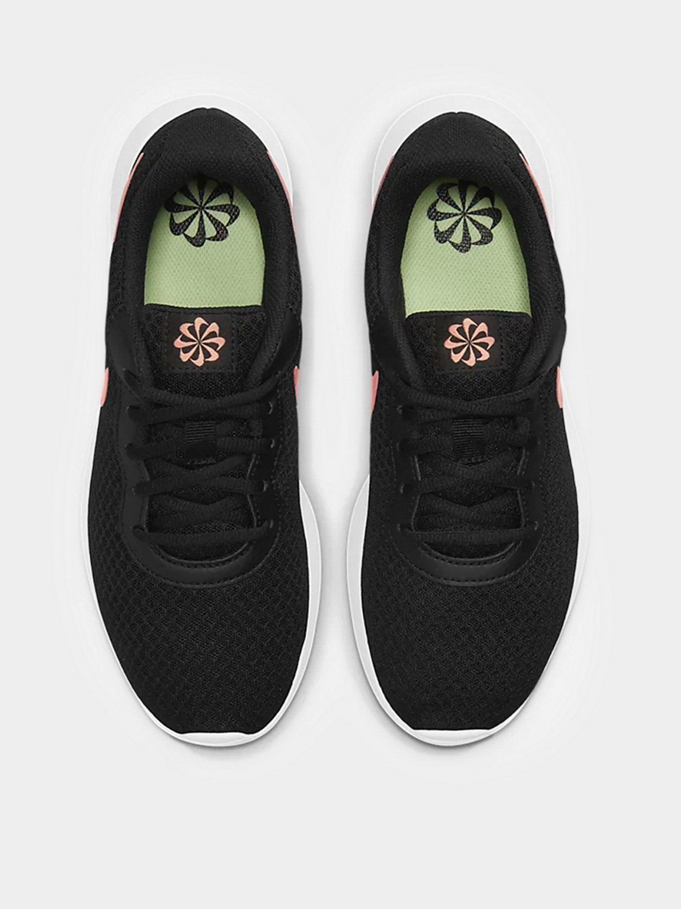 Кроссовки NIKE Tanjun модель DJ6257-001 Кроссовки NIKE Tanjun модель DJ6257-001 Фото