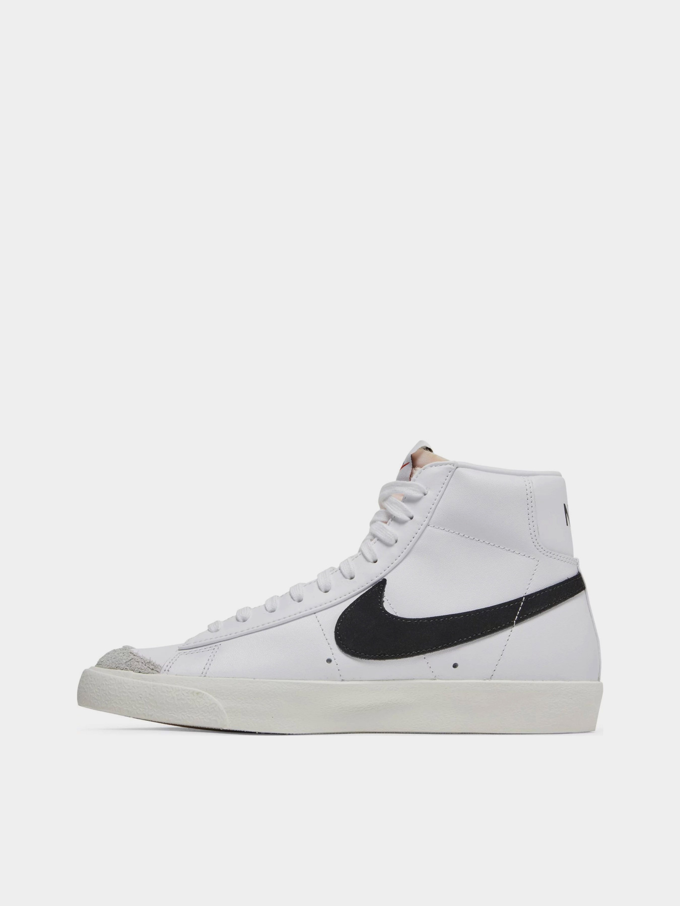 Кеды NIKE BLAZER MID '77 модель DO1344-101 Кеды NIKE BLAZER MID '77 модель DO1344-101 Фото