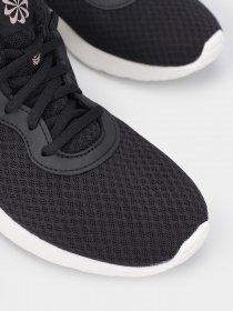 Кросівки NIKE Tanjun Ease модель DV7786-002 Фото