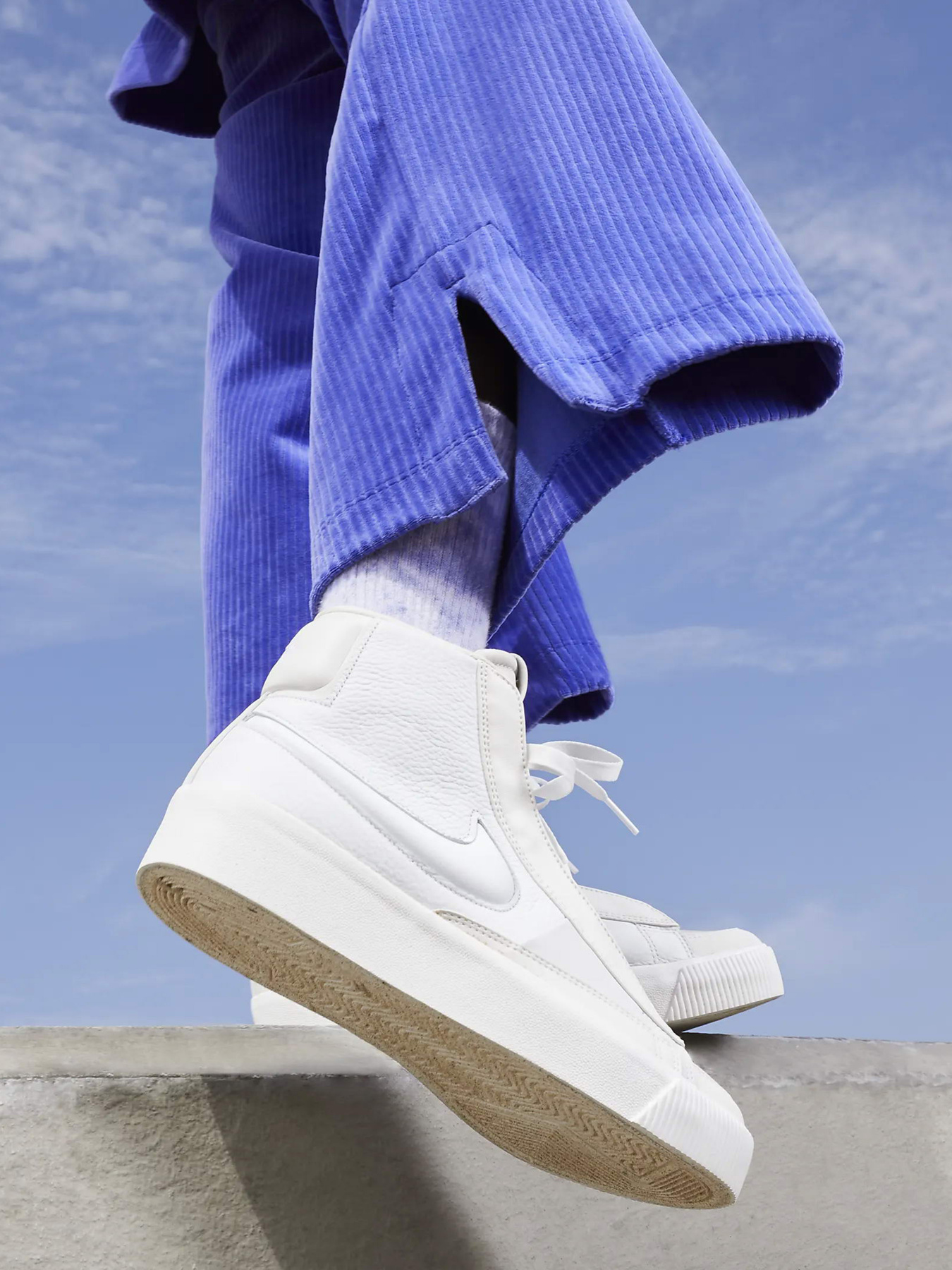 Кеды NIKE Blazer Mid Victory модель DR2948-100 Кеды NIKE Blazer Mid Victory модель DR2948-100 Фото