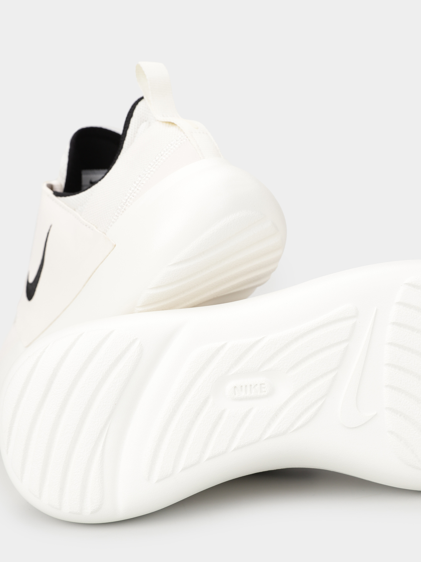 Кроссовки NIKE E-SERIES AD модель DV8405-100 Фото