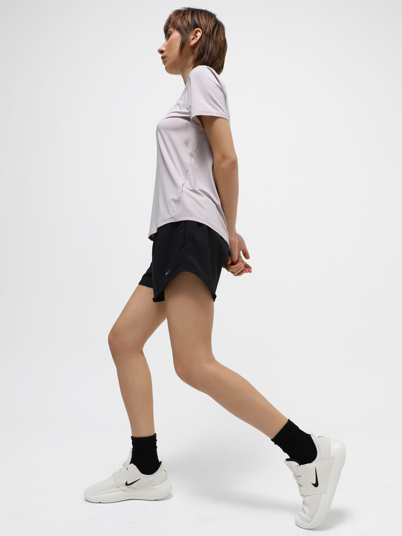 Кроссовки NIKE E-SERIES AD модель DV8405-100 Фото