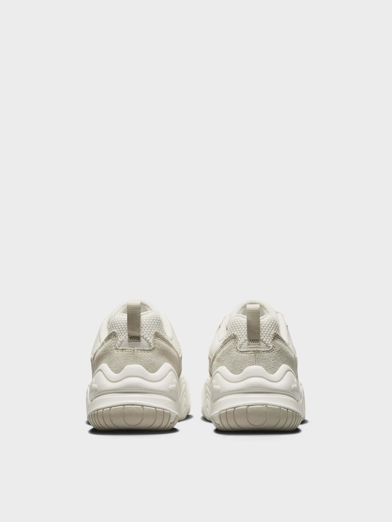 Кросівки NIKE TECH HERA модель DR9761-002 Кросівки NIKE TECH HERA модель DR9761-002 Фото