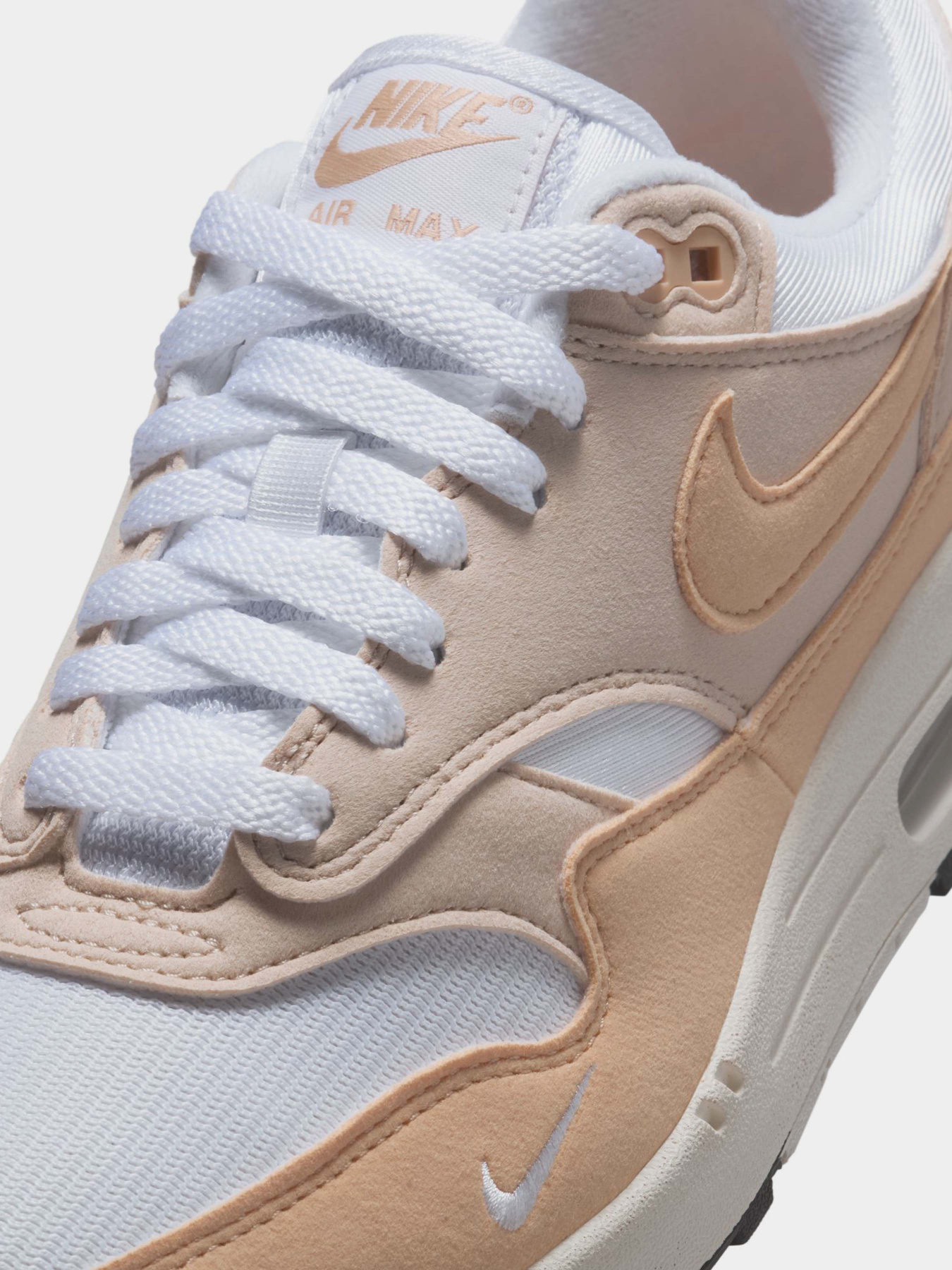 Кроссовки NIKE AIR MAX 1 модель HF1194-100 Фото