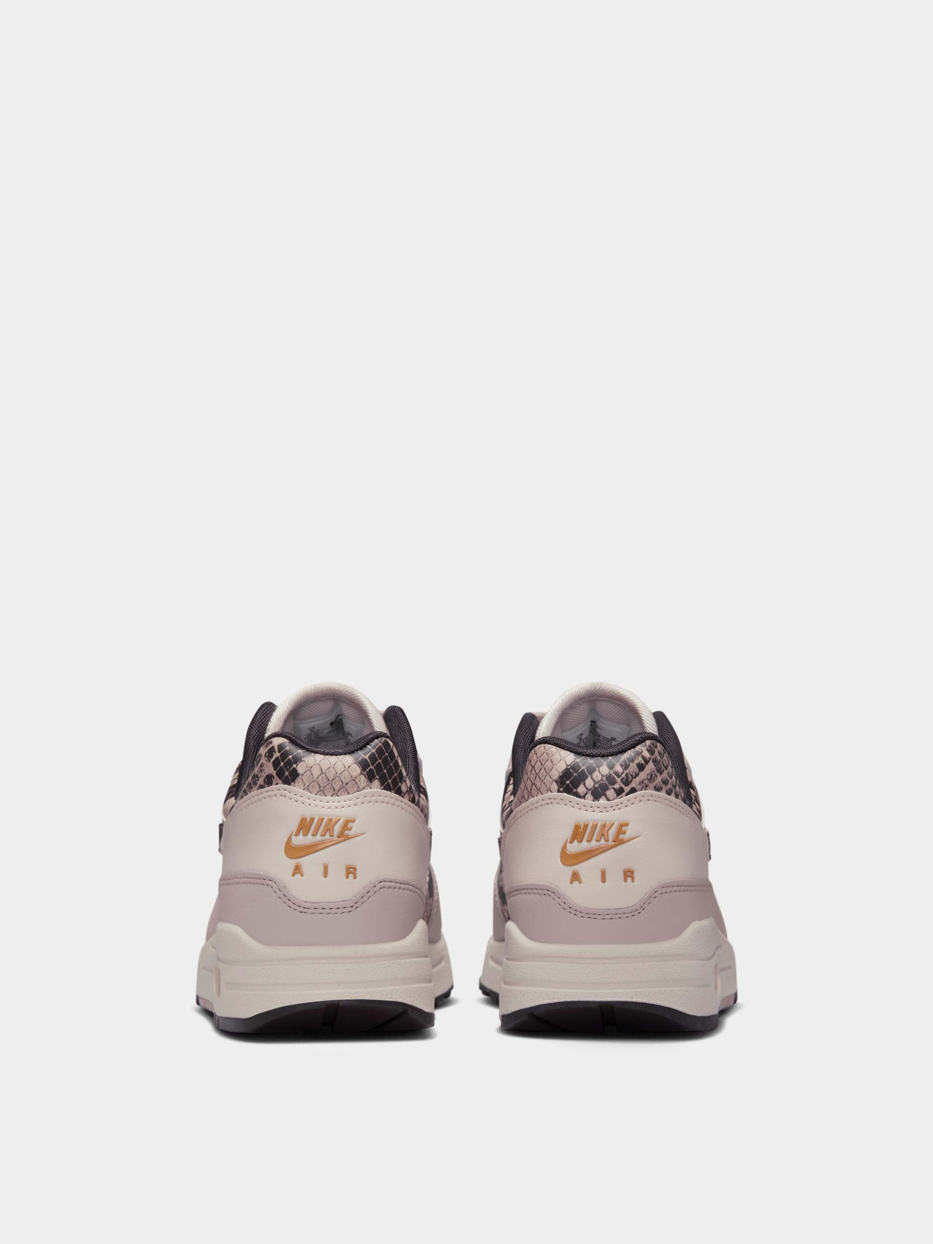 Кроссовки NIKE AIR MAX 1 SNAKESKIN модель HF5338-100 Фото
