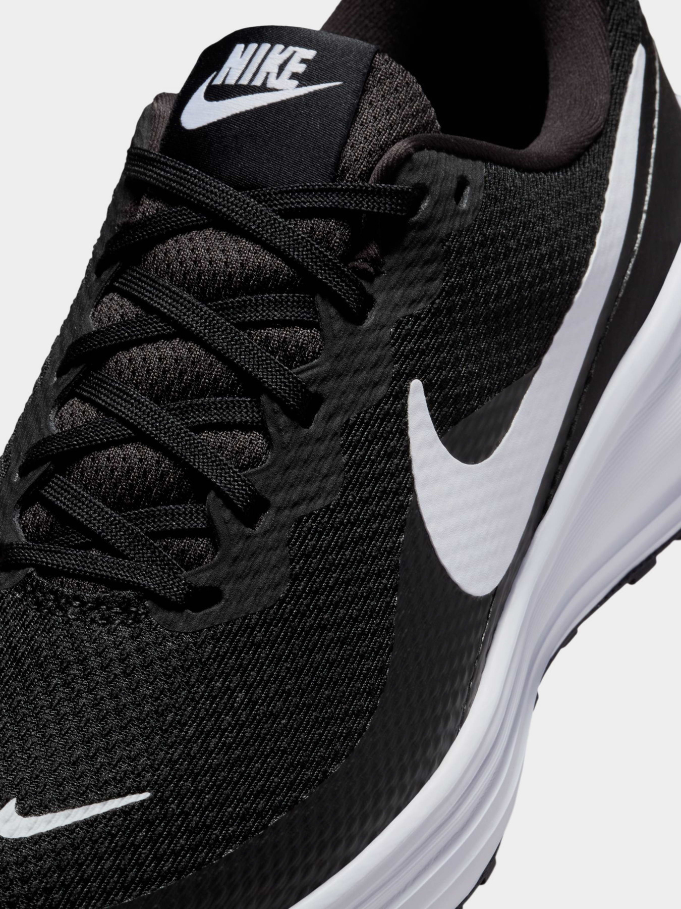 Кросівки NIKE REVOLUTION 8 модель HJ8485-001 Кросівки NIKE REVOLUTION 8 модель HJ8485-001 Фото
