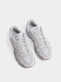 Кросівки NIKE P-6000 модель FV6603-101 Фото