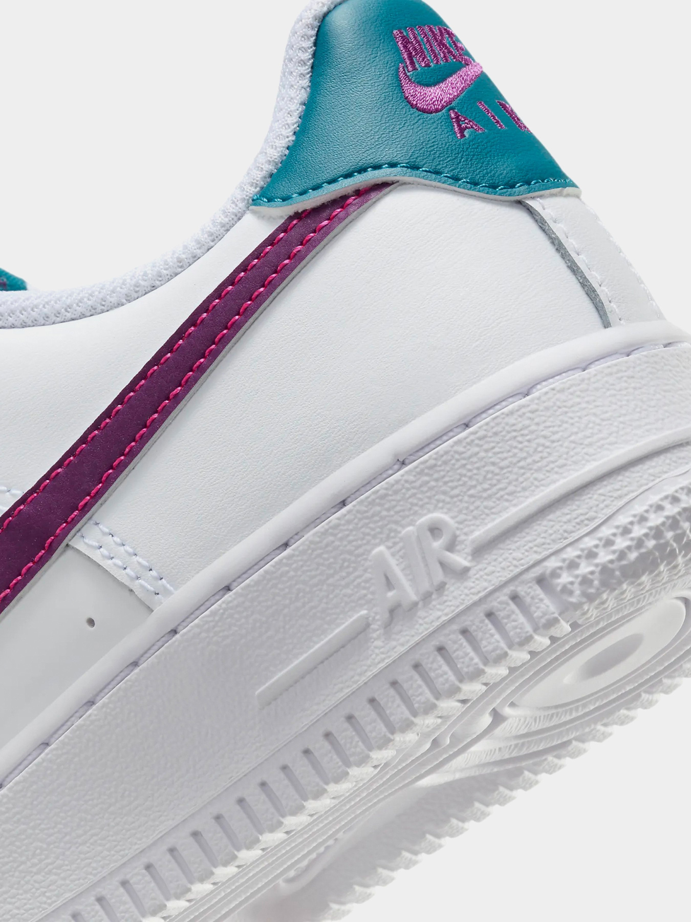 Кеды NIKE AIR FORCE 1 модель FV5948-108 Кеды NIKE AIR FORCE 1 модель FV5948-108 Фото
