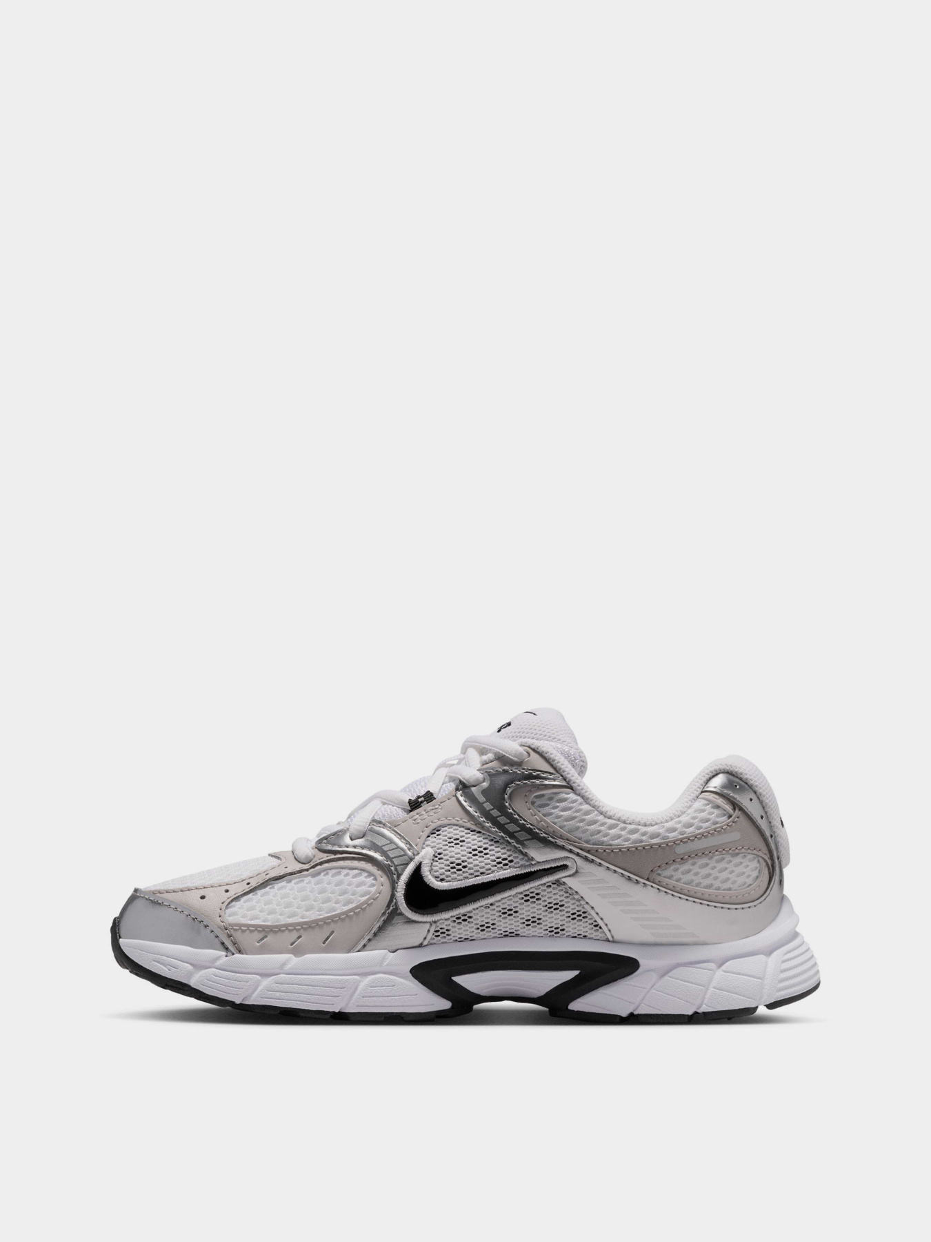Кросівки NIKE V5 RNR модель HQ6411-100 Кросівки NIKE V5 RNR модель HQ6411-100 Фото