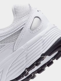 Кросівки NIKE P-6000 модель HV5064-017 Фото