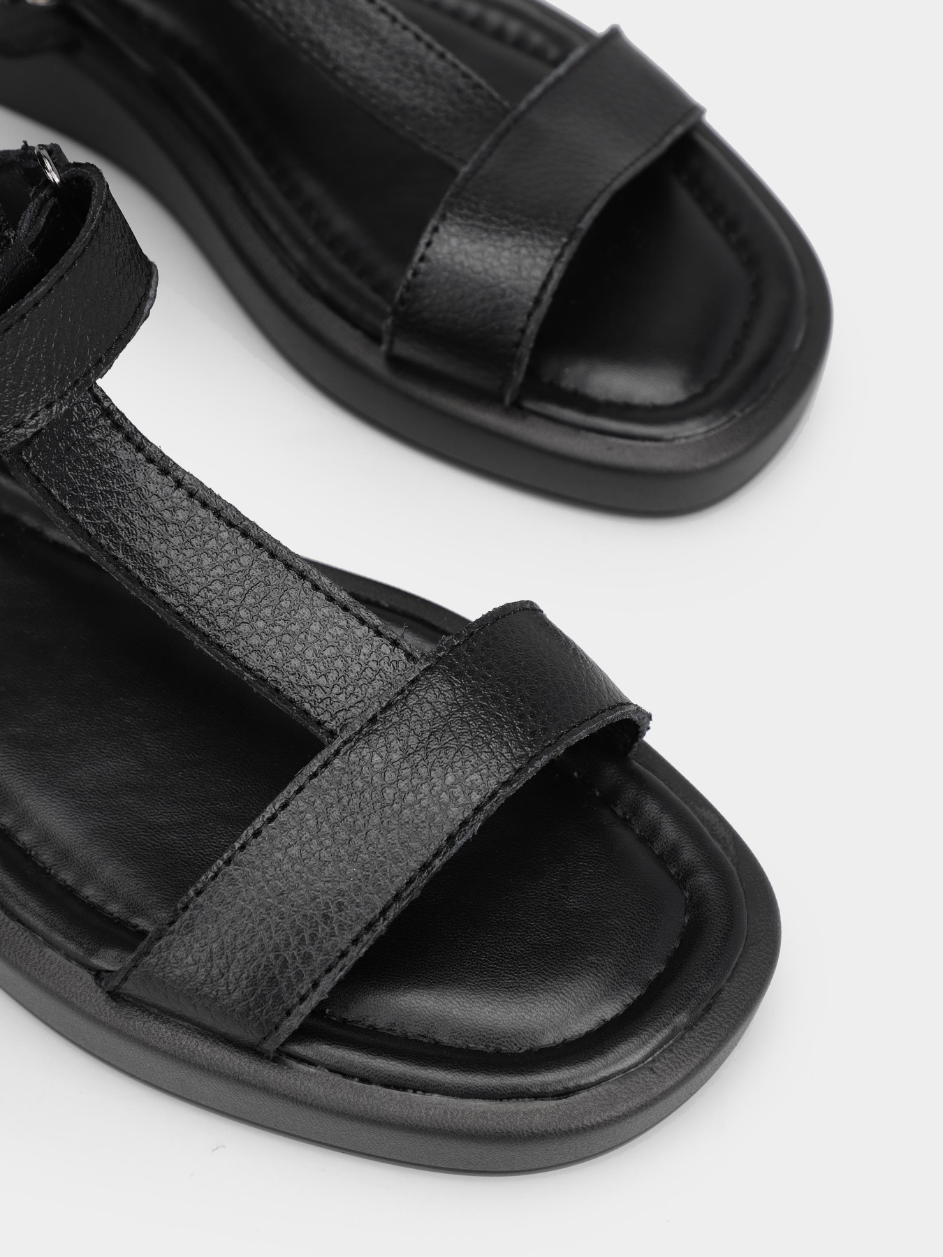 Сандалии CHER '17 INTERTOP модель 811-9180/101 Сандалии CHER '17 INTERTOP модель 811-9180/101 Фото