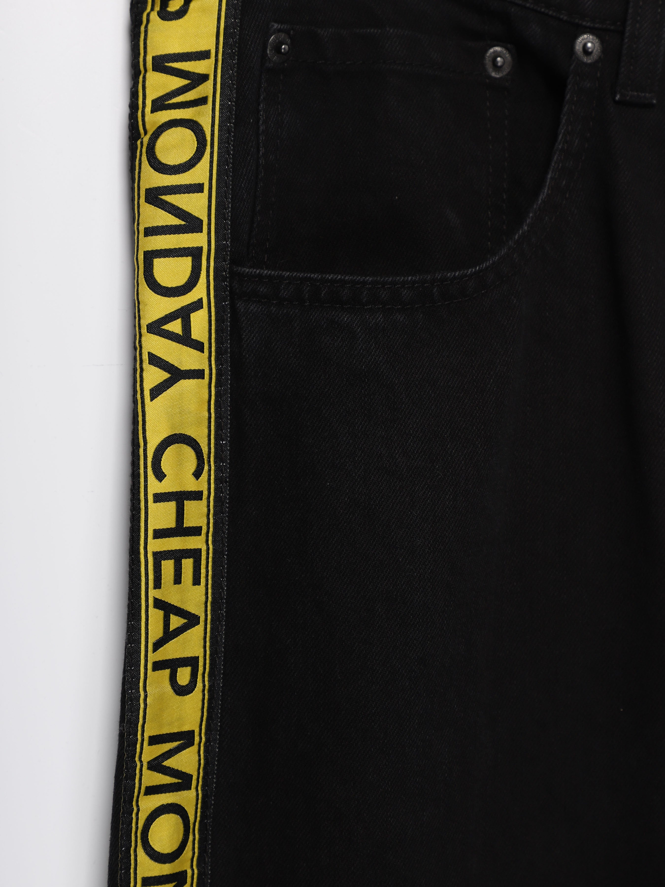 Джинси Cheap Monday модель 0570108_чорний з жовтим Фото