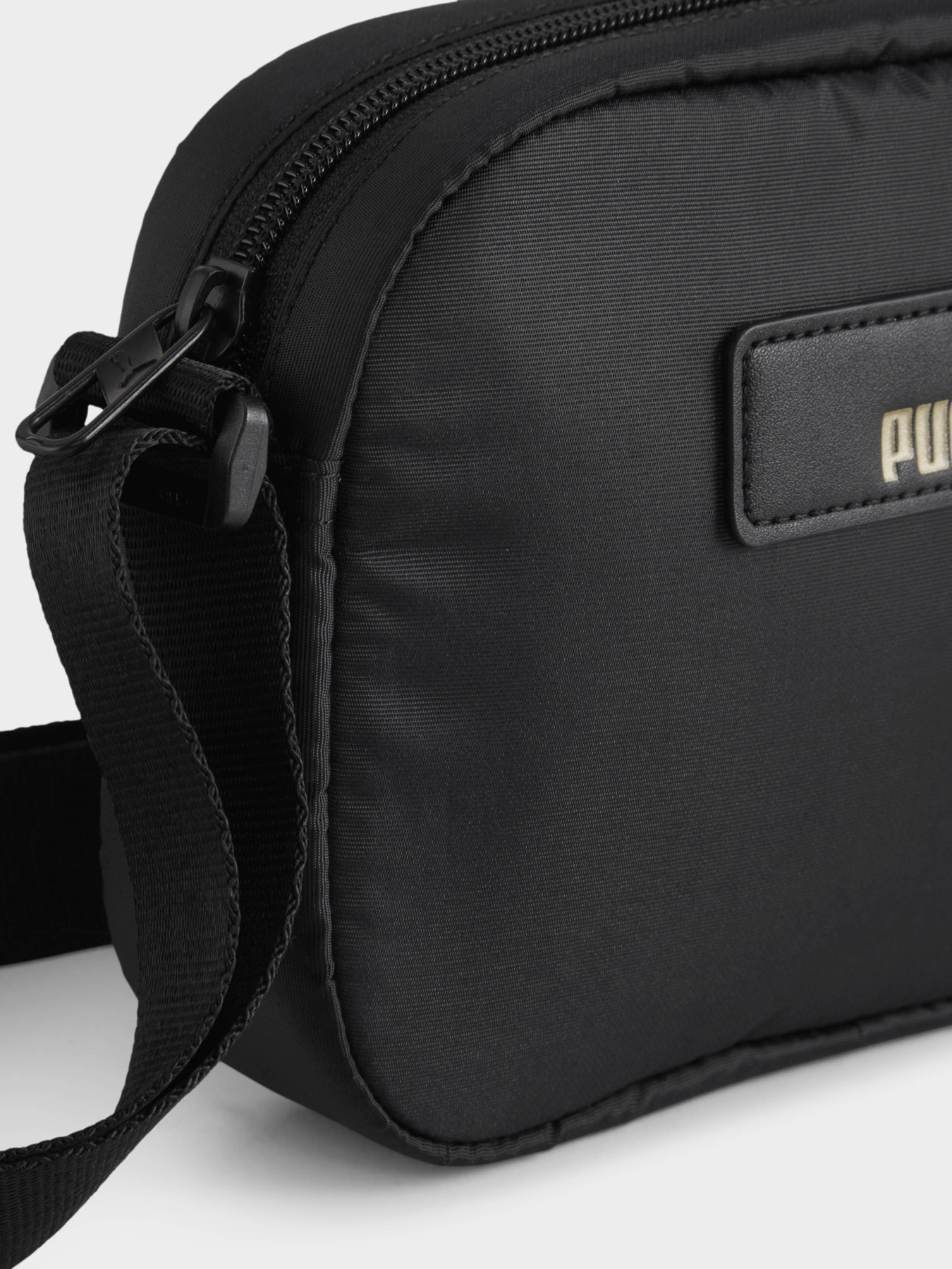 Сумки PUMA CORE POP X-BODY модель 09064601 Фото
