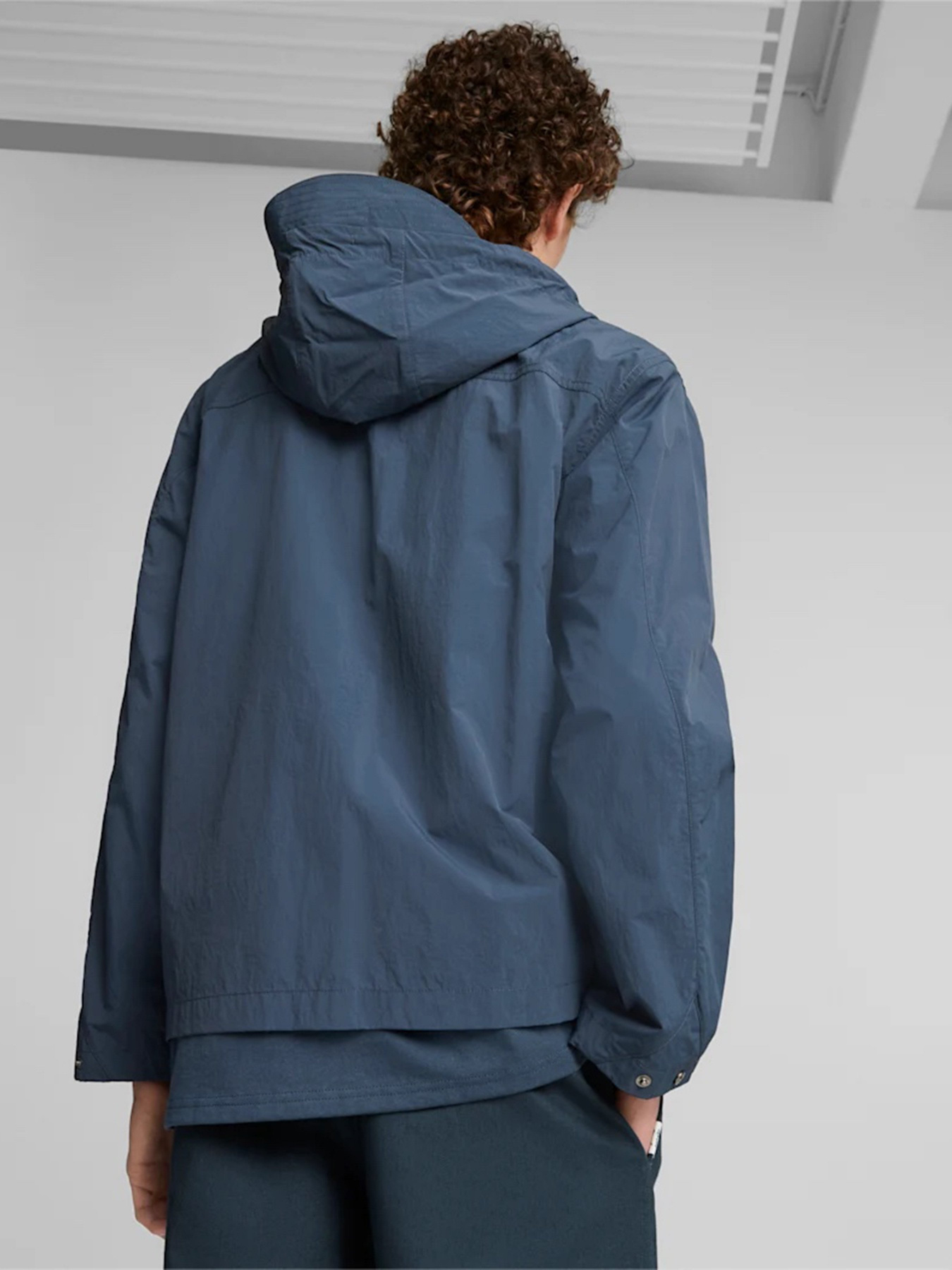 Куртки та дублянки PUMA Lightweight модель 53796216 Фото