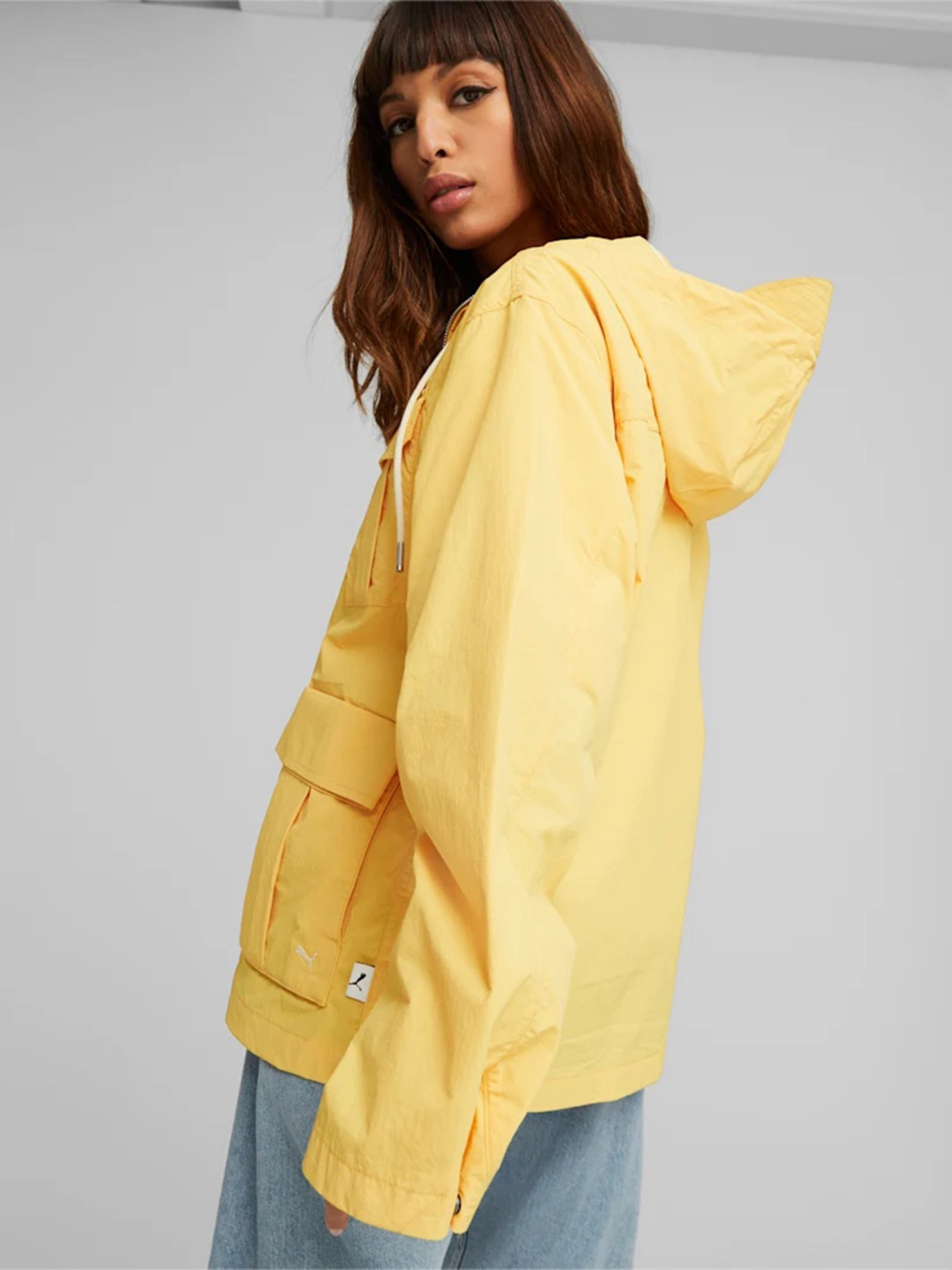 Куртки та дублянки PUMA Lightweight модель 53796240 Фото