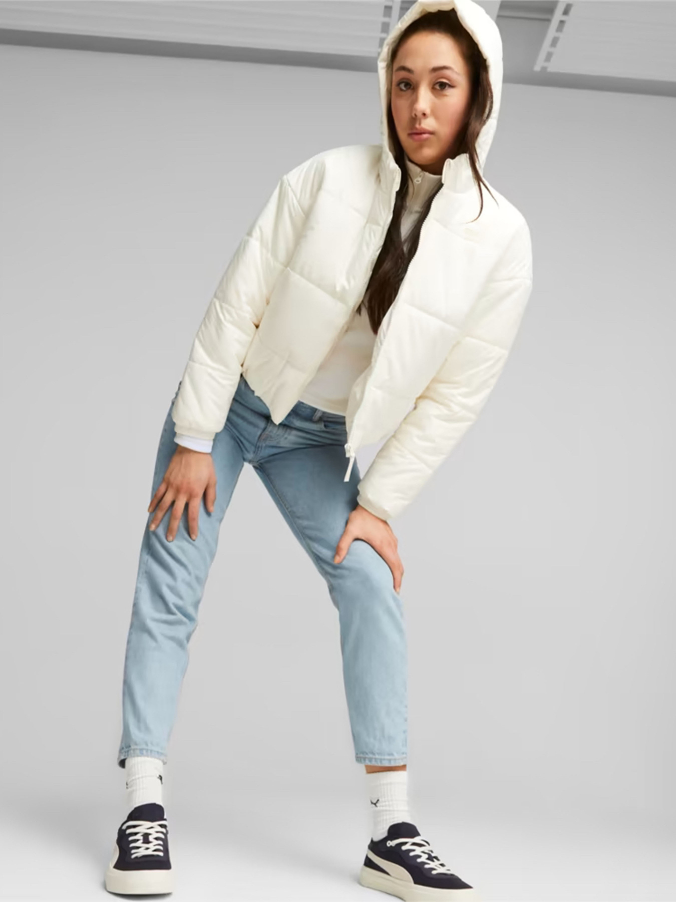 Куртки та дублянки PUMA Classics Women's Padded модель 62169266 Фото