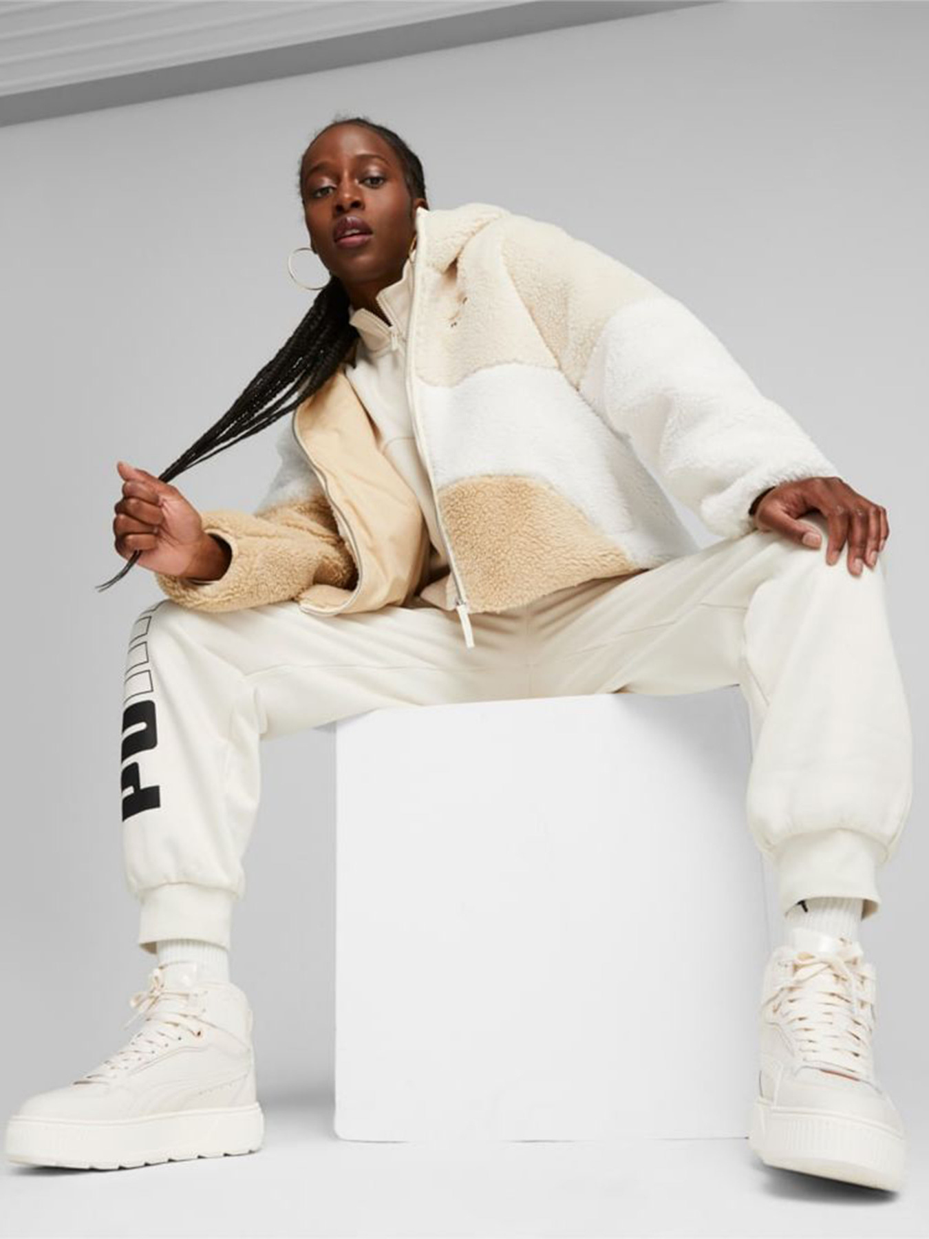 Куртки та дублянки PUMA Big Cat Hooded Sherpa модель 67537087 Фото