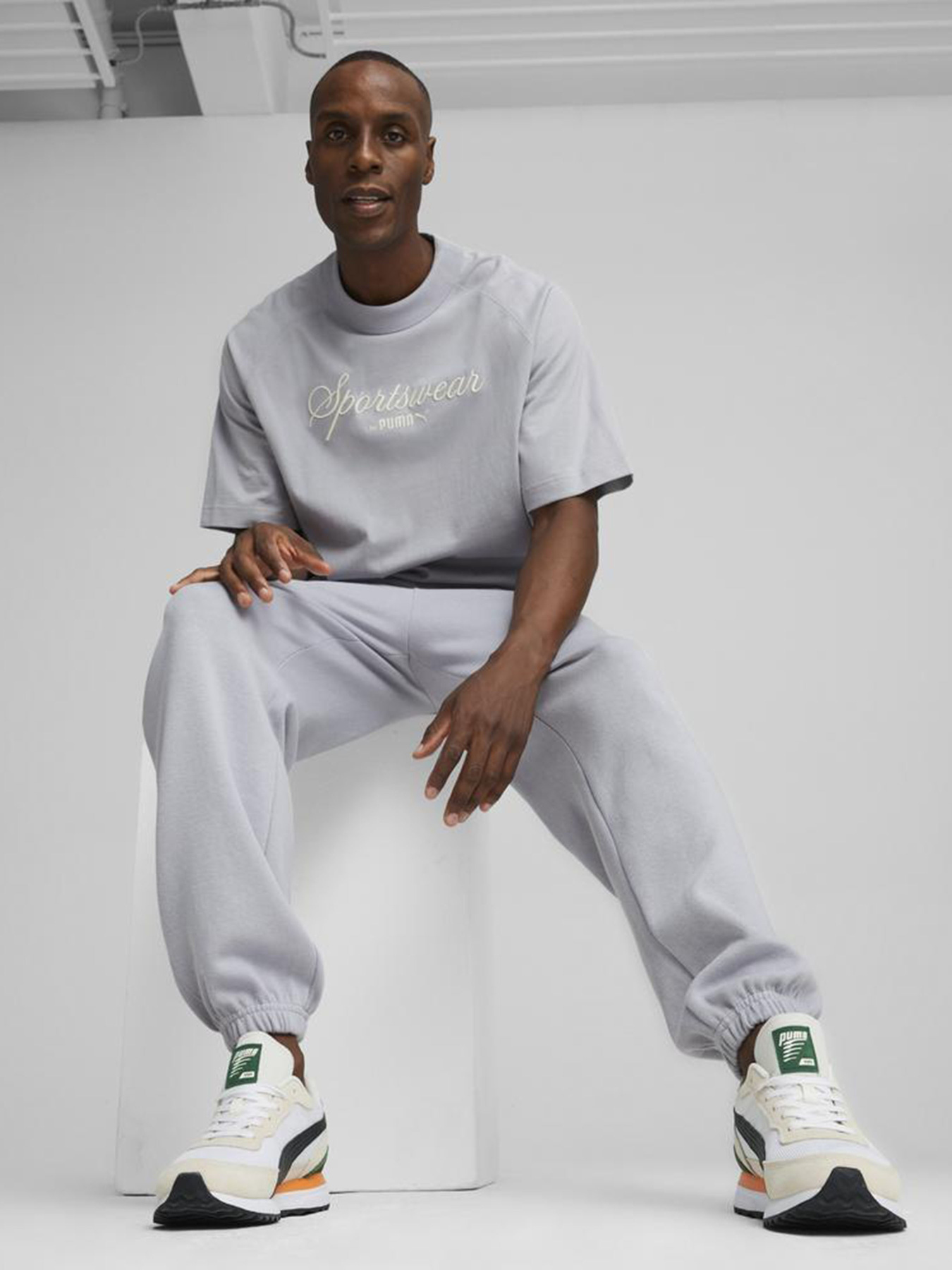 Брюки PUMA CLASSICS+ модель 62427663 Брюки PUMA CLASSICS+ модель 62427663 Фото