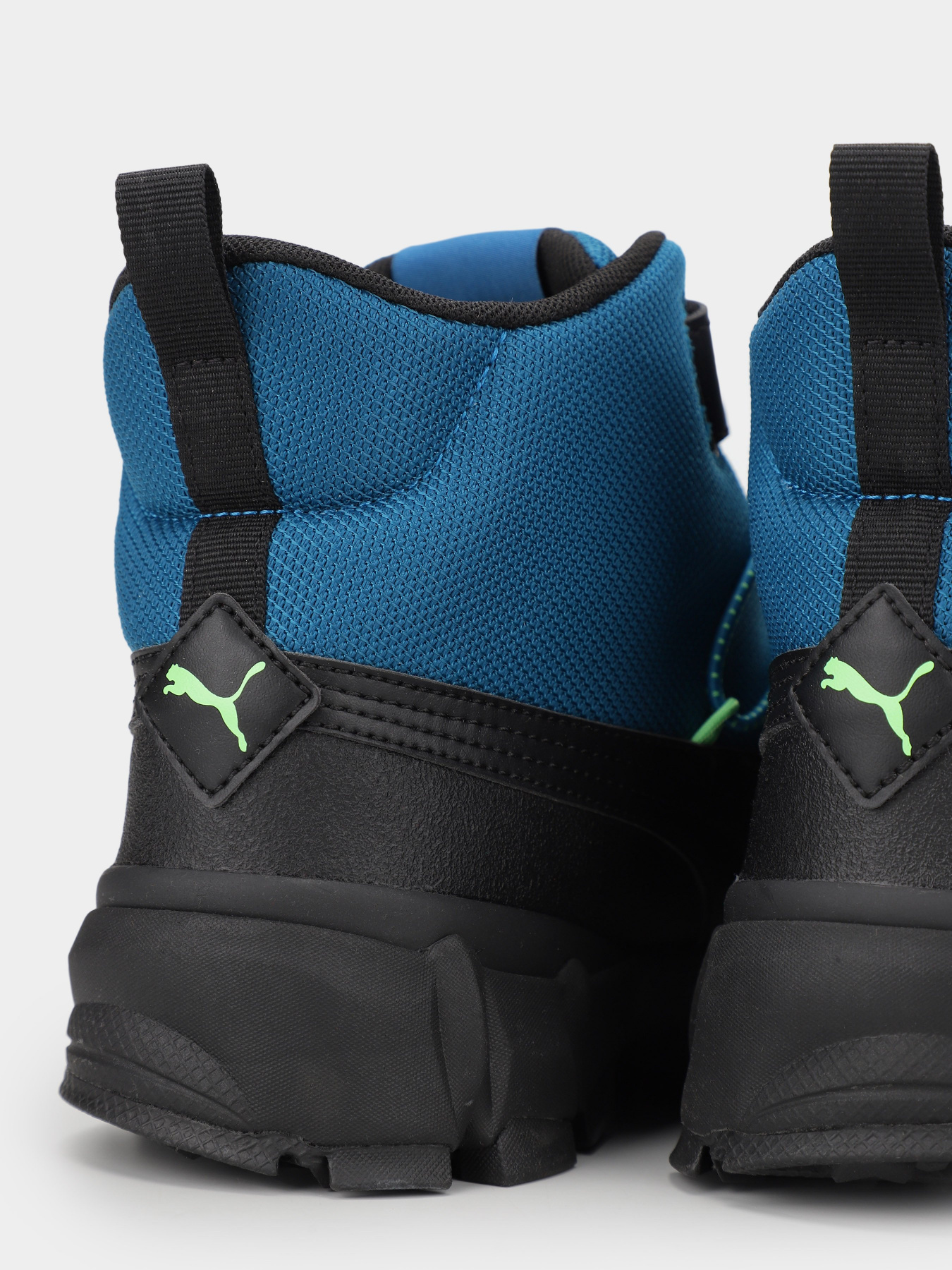 Ботинки и сапоги PUMA Maka Puretex V Jr модель 19291104 Ботинки и сапоги PUMA Maka Puretex V Jr модель 19291104 Фото