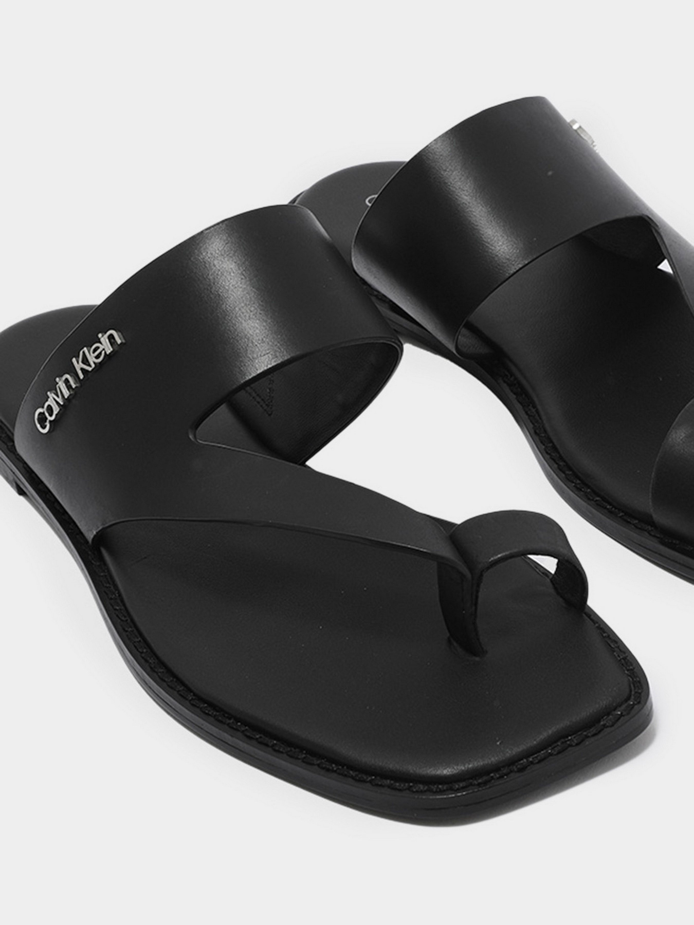 Шльопанці Calvin Klein модель HW0HW00684-BAX Шльопанці Calvin Klein модель HW0HW00684-BAX Фото
