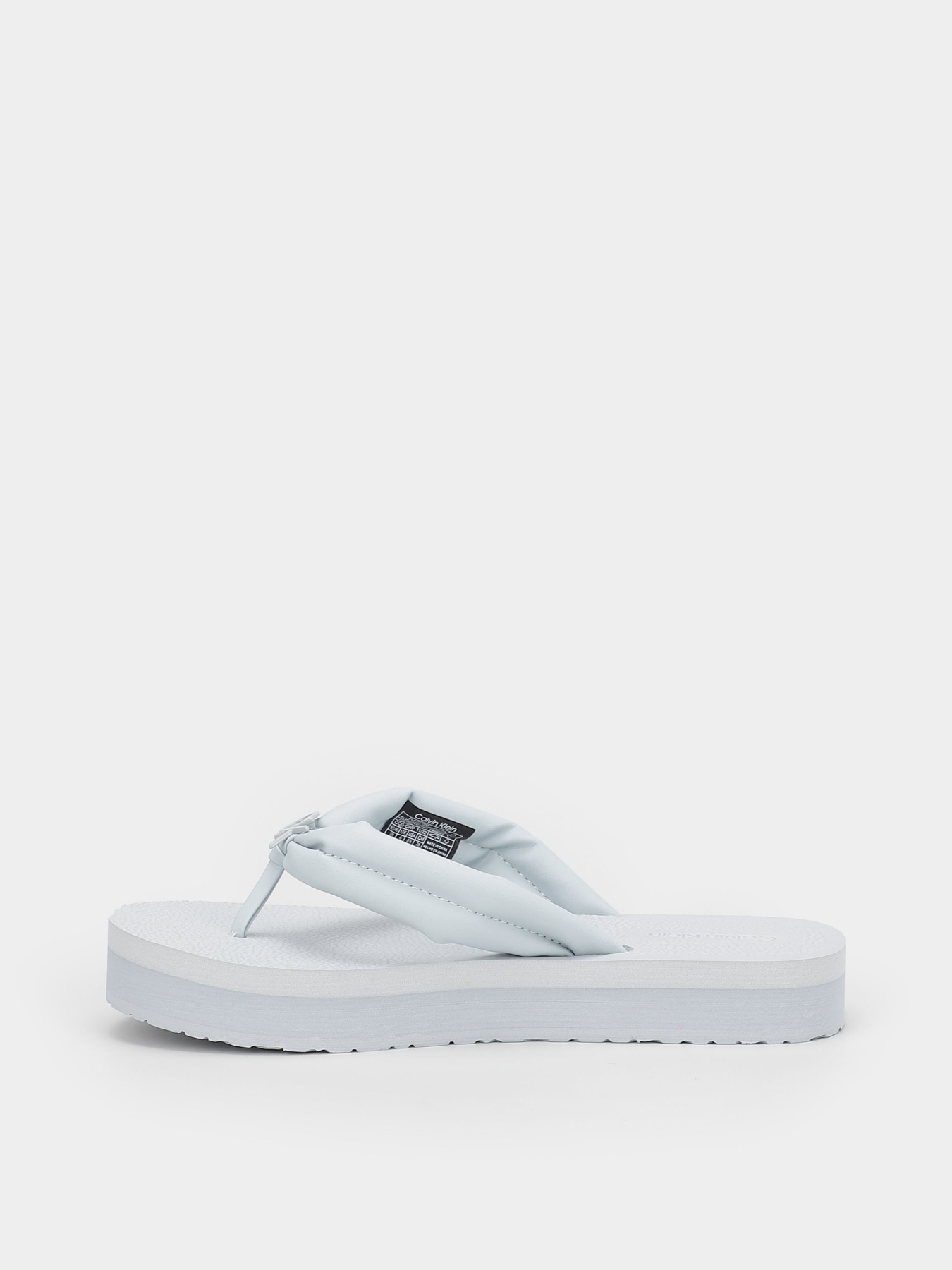 Шлёпанцы Calvin Klein Flatform Flip Flop W/Hw модель HW0HW01503-DYI Шлёпанцы Calvin Klein Flatform Flip Flop W/Hw модель HW0HW01503-DYI Фото