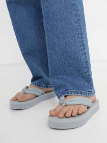 Шлёпанцы Calvin Klein Flatform Flip Flop W/Hw модель HW0HW01503-DYI Фото