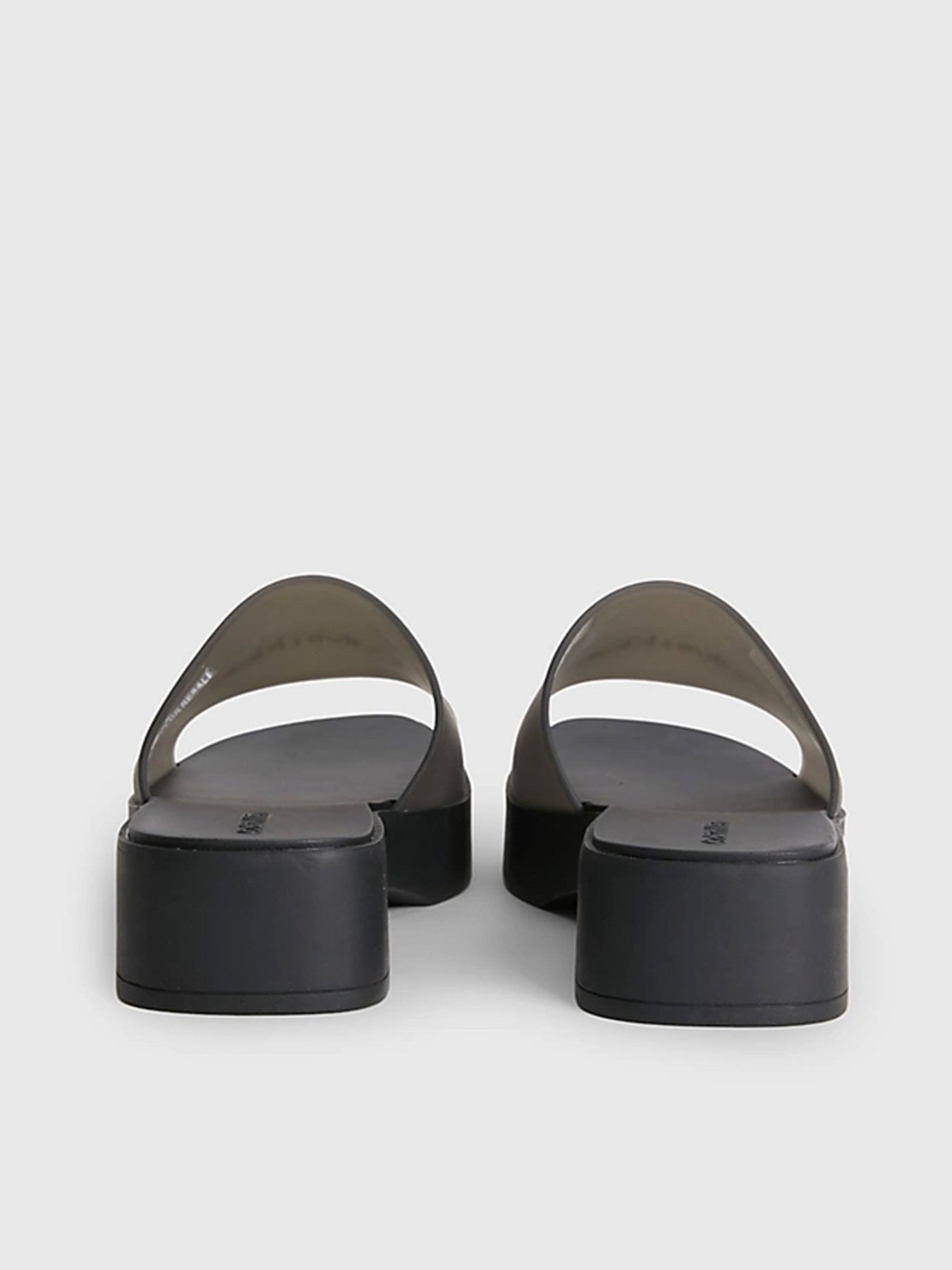 Шлёпанцы Calvin Klein Wedge Slide-Transp модель HW0HW01514-BEH Фото