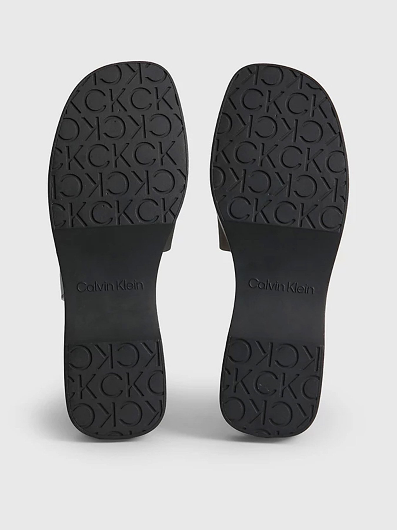 Шлёпанцы Calvin Klein Wedge Slide-Transp модель HW0HW01514-BEH Фото