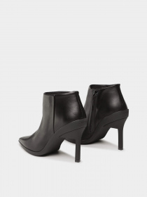 Черевики та чоботи Calvin Klein Wrap Stiletto Ankle Boot 90Hh модель HW0HW01600-BEH Фото