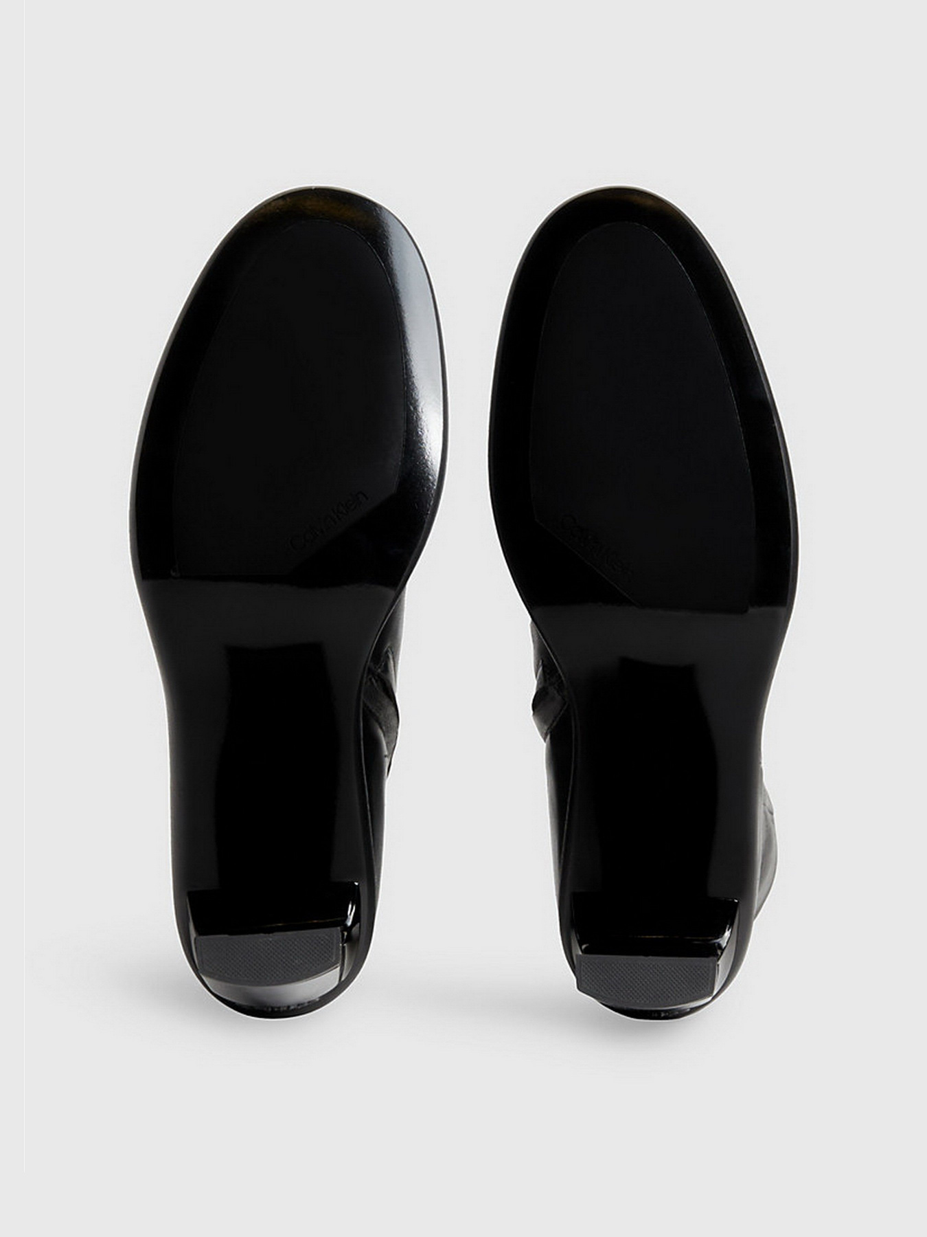 Ботинки и сапоги Calvin Klein Curved Stil 90Hh модель HW0HW01601-BEH Ботинки и сапоги Calvin Klein Curved Stil 90Hh модель HW0HW01601-BEH Фото