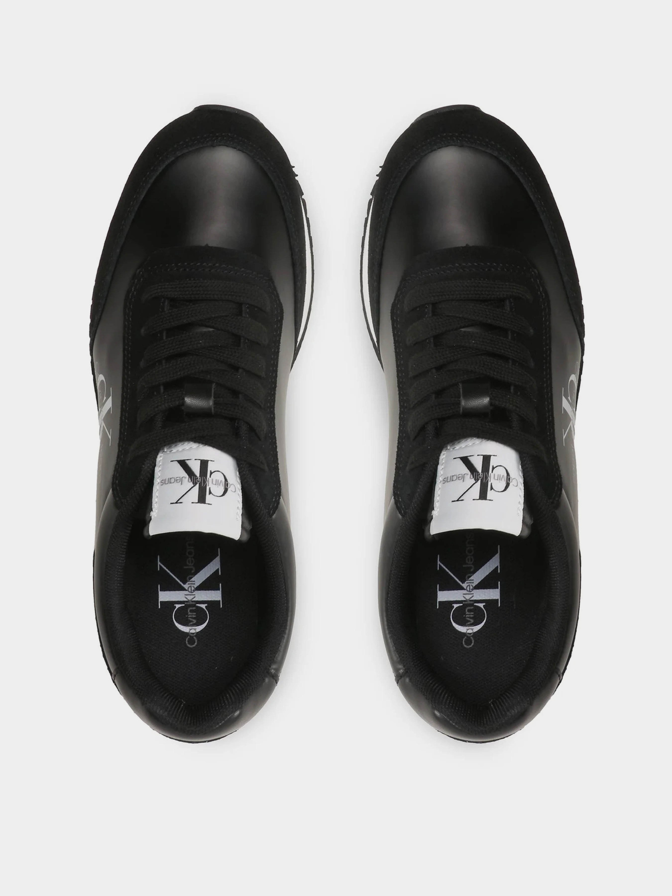 Кросівки Calvin Klein Retro Runner Low Lac модель YW0YW01056-BEH Кросівки Calvin Klein Retro Runner Low Lac модель YW0YW01056-BEH Фото