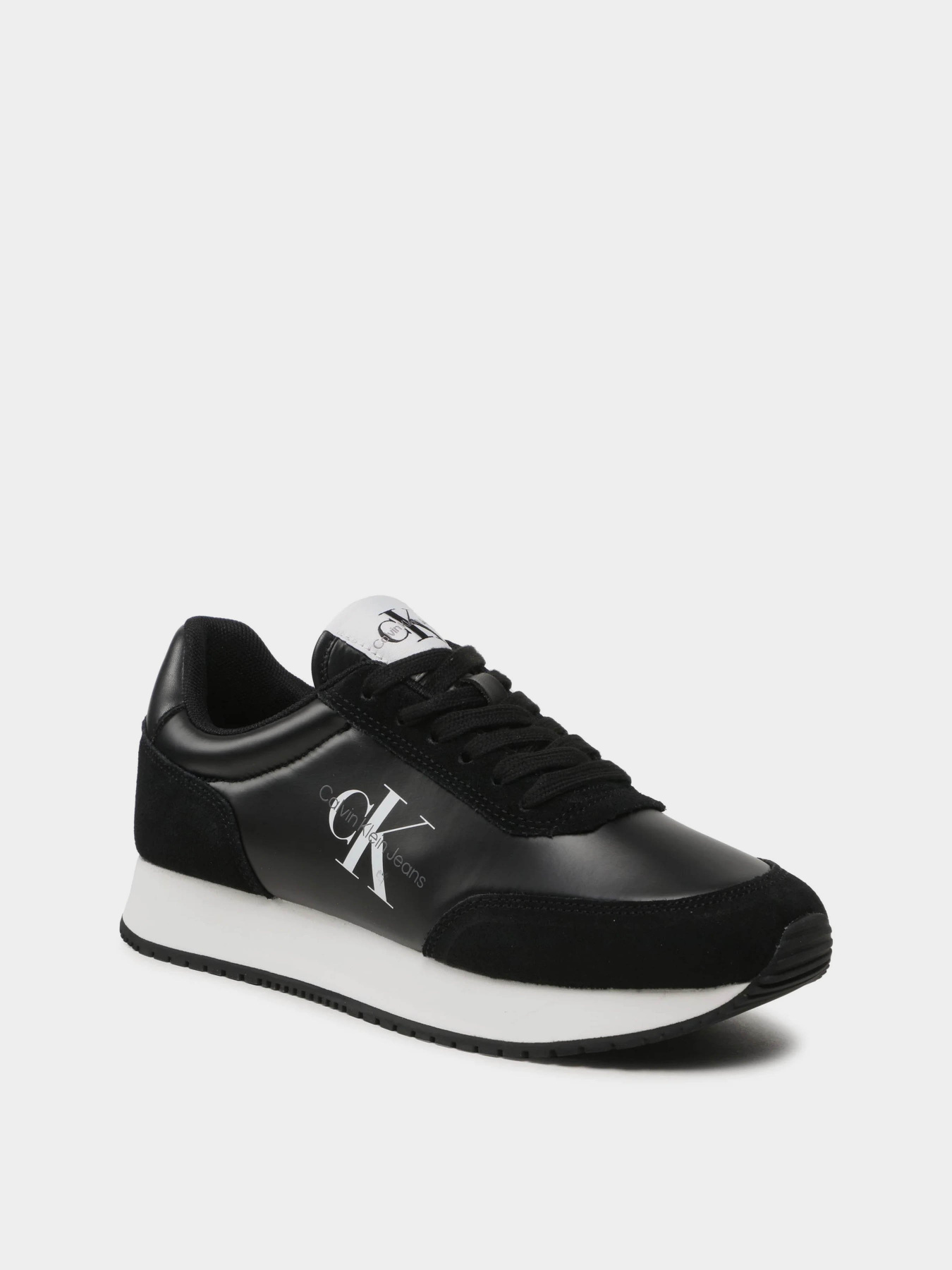 Кросівки Calvin Klein Retro Runner Low Lac модель YW0YW01056-BEH Кросівки Calvin Klein Retro Runner Low Lac модель YW0YW01056-BEH Фото