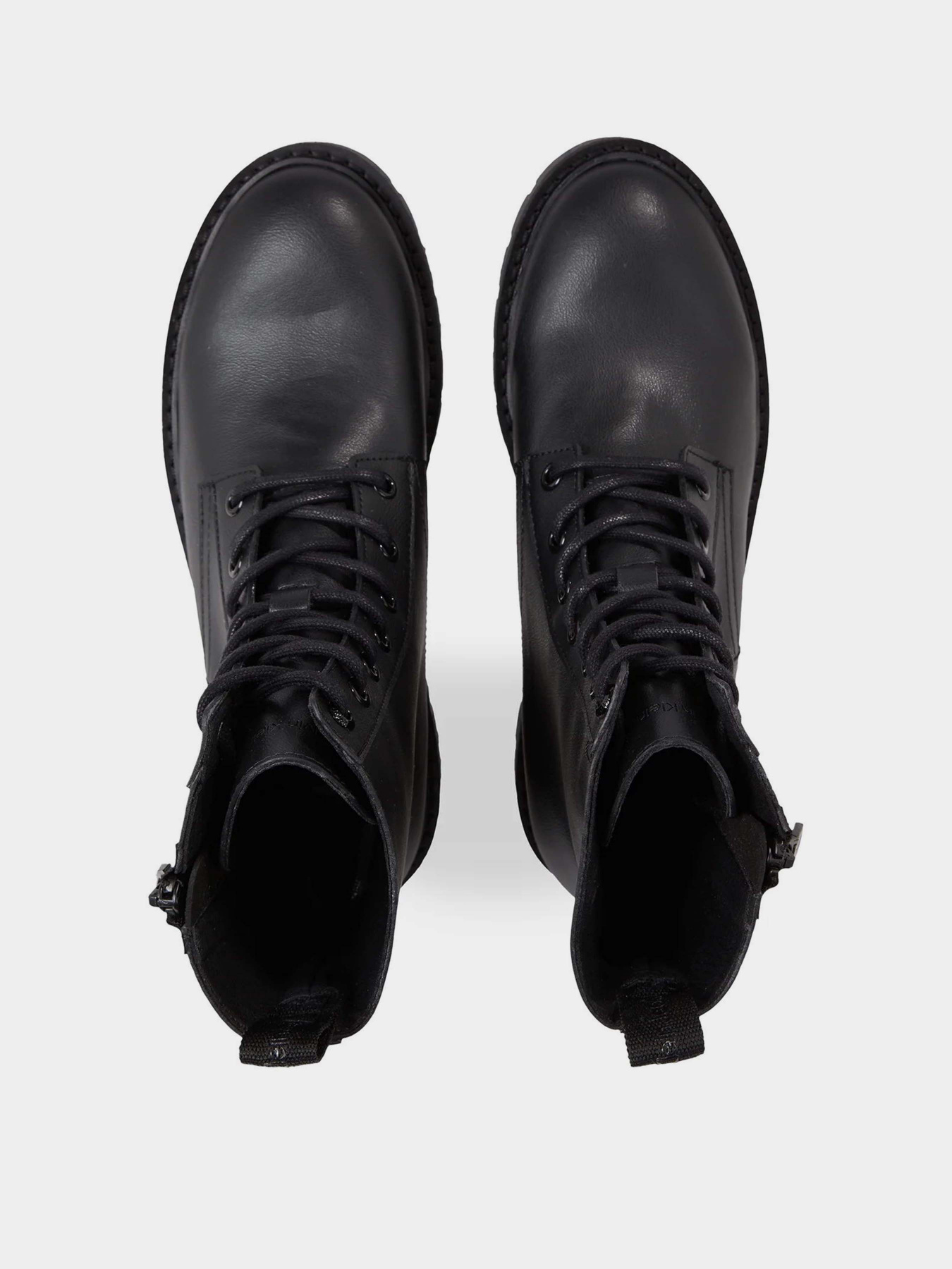 Черевики та чоботи Calvin Klein Boot Combat Mid модель YW0YW01255-0GT Черевики та чоботи Calvin Klein Boot Combat Mid модель YW0YW01255-0GT Фото