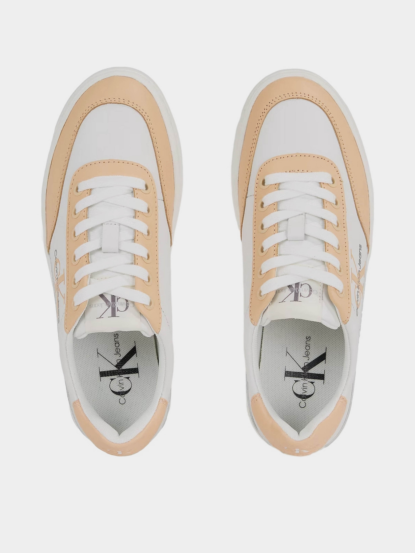 Кроссовки Calvin Klein Classic Cupsole Low Lace Lth Ml модель YW0YW01296-02S Фото