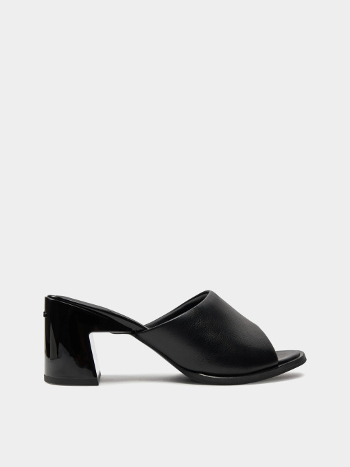 Шлёпанцы Calvin Klein Heel Mule 60 Lth модель HW0HW01941-BEH Фото