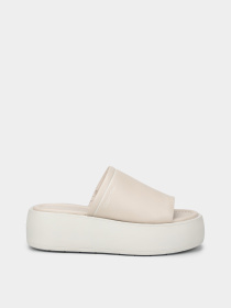 Шльопанці Calvin Klein Flatform Slide Lth модель HW0HW01943-0F8 Фото