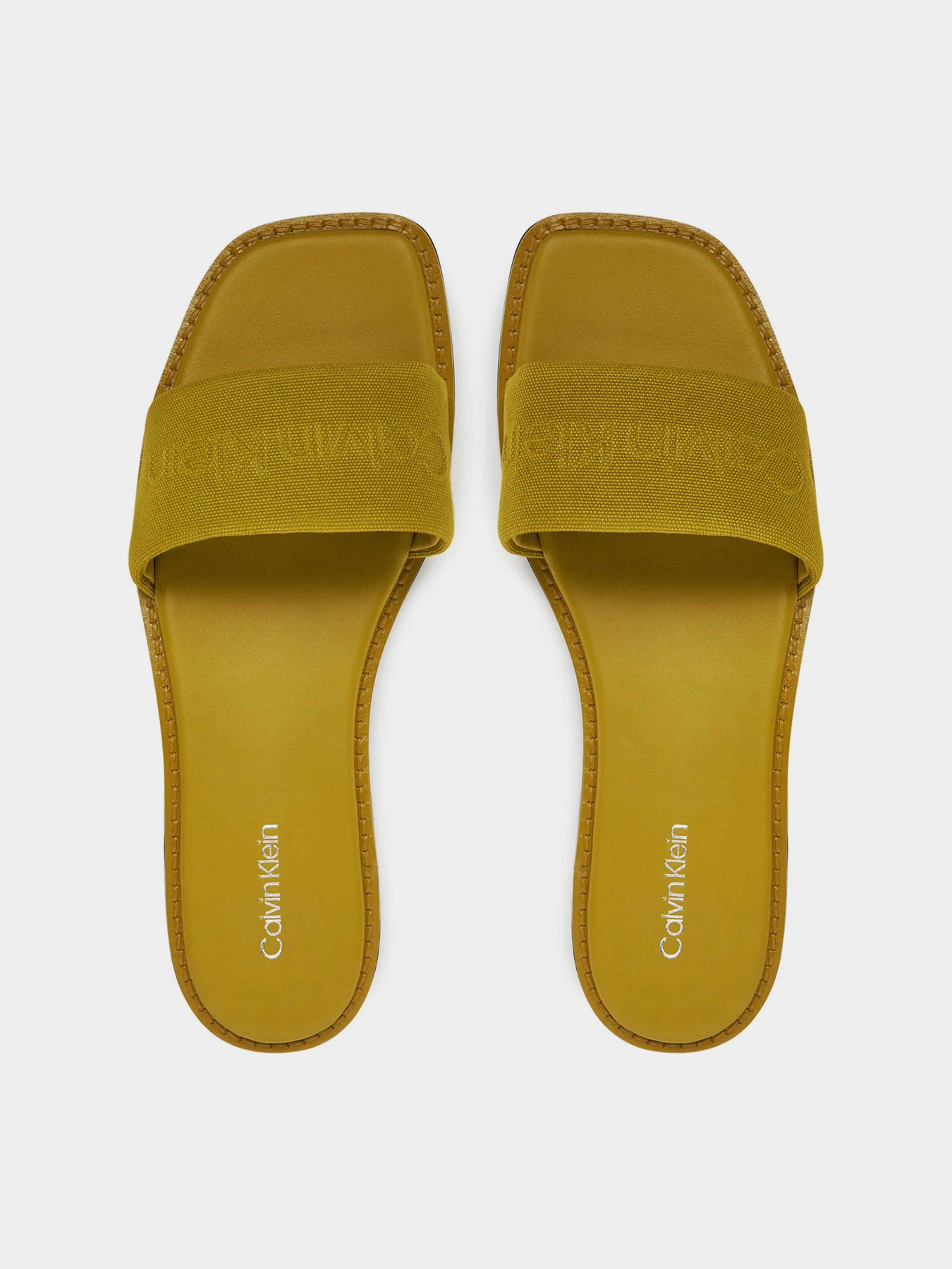Шлёпанцы Calvin Klein модель HW0HW02378-M1E Фото