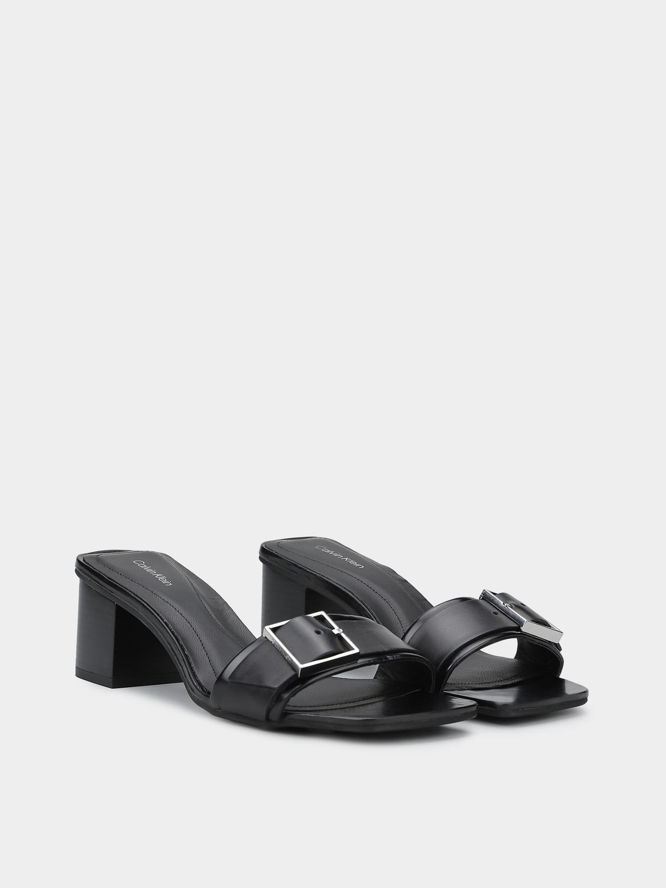 Шльопанці Calvin Klein модель HW0HW02478-BEH Фото