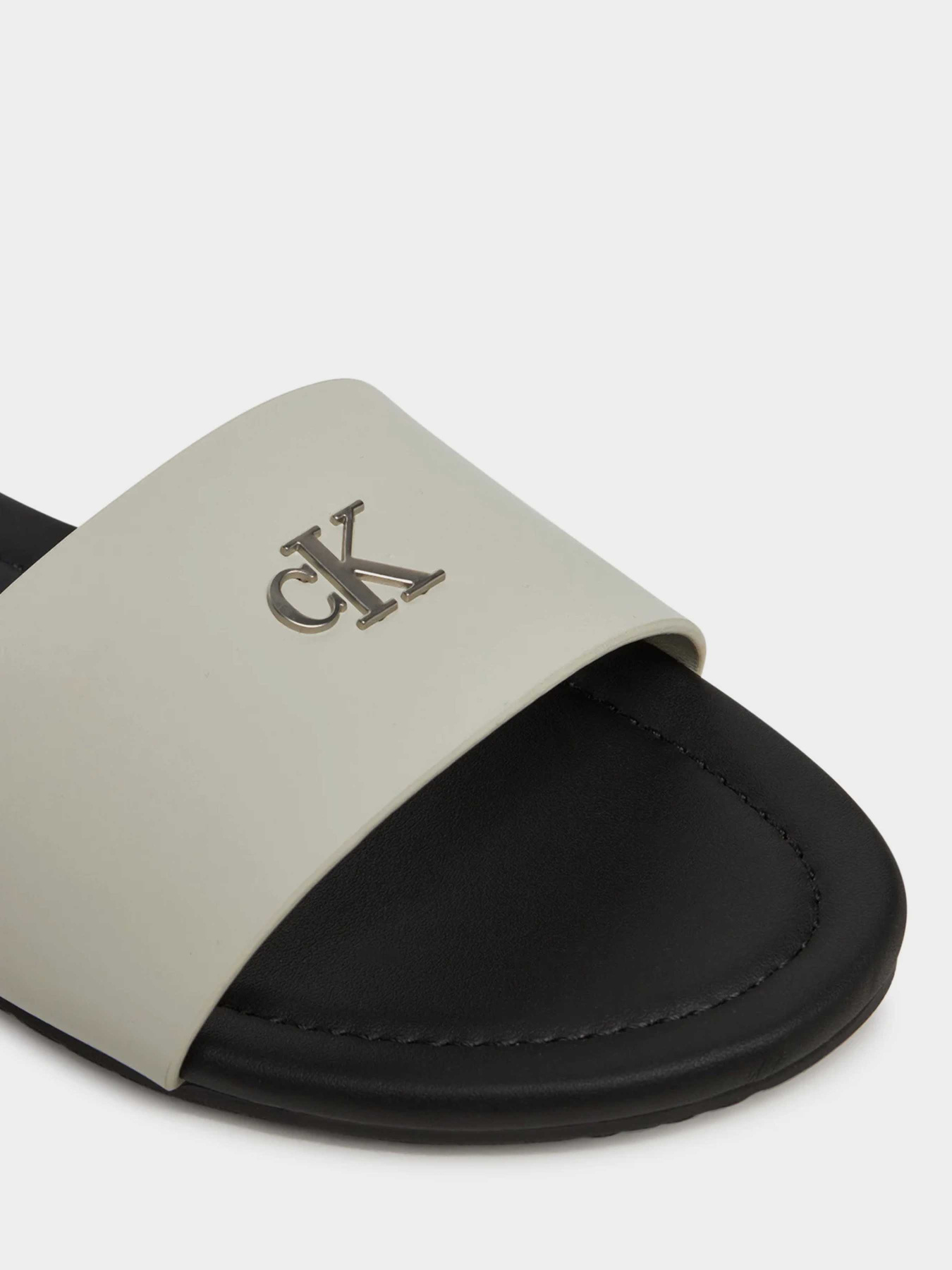 Шлёпанцы Calvin Klein модель YW0YW01697-CJH Фото