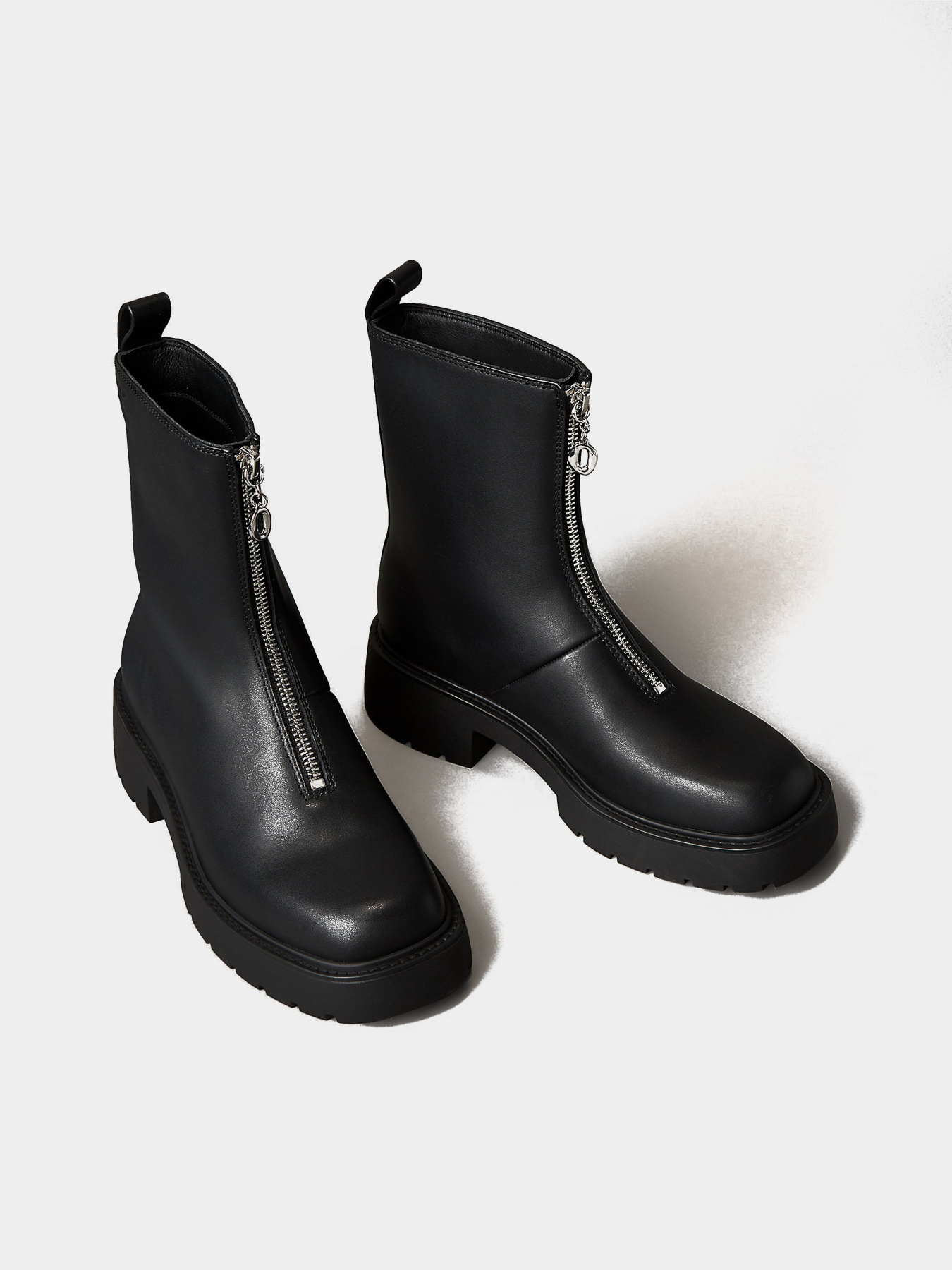 Ботинки и сапоги Calvin Klein модель YW0YW01907-BEH Ботинки и сапоги Calvin Klein модель YW0YW01907-BEH Фото