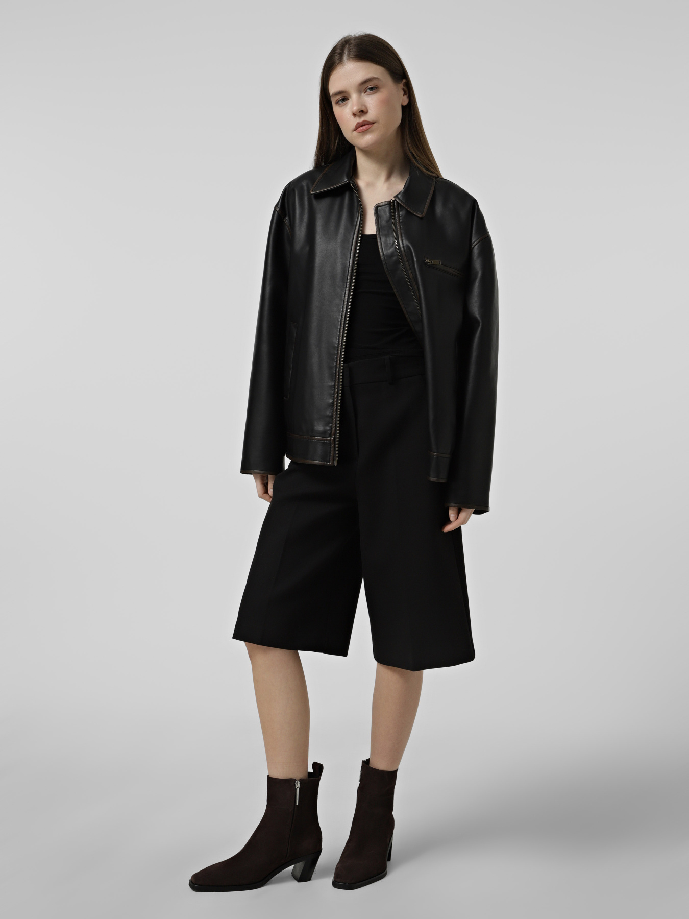 Ботинки и сапоги Calvin Klein модель YW0YW01918-BAW Ботинки и сапоги Calvin Klein модель YW0YW01918-BAW Фото